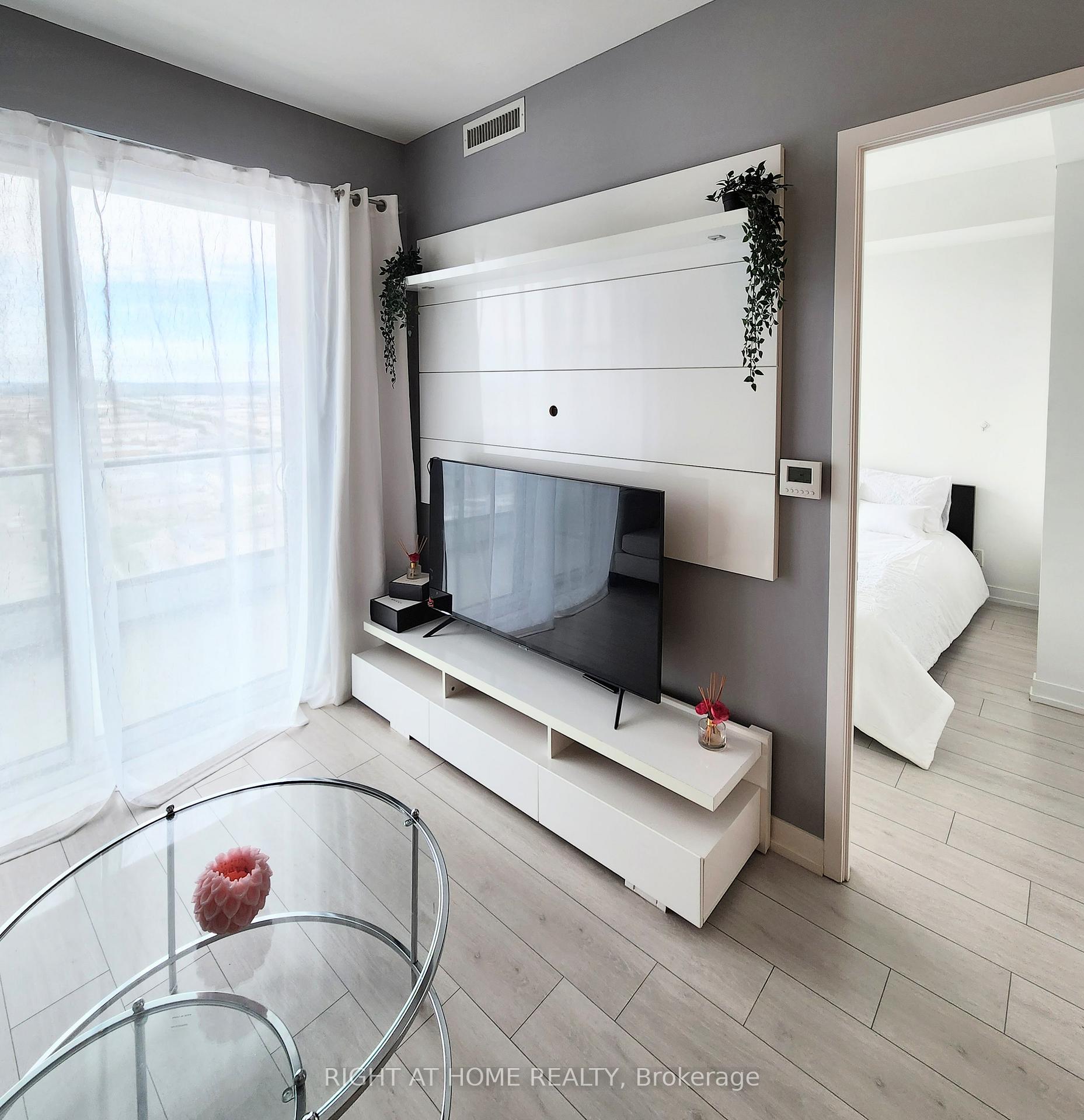 Photo 10 of Unit 2901, 950 Portage Parkway, Vaughan, Vaughan Corporate Centre — HOMEH