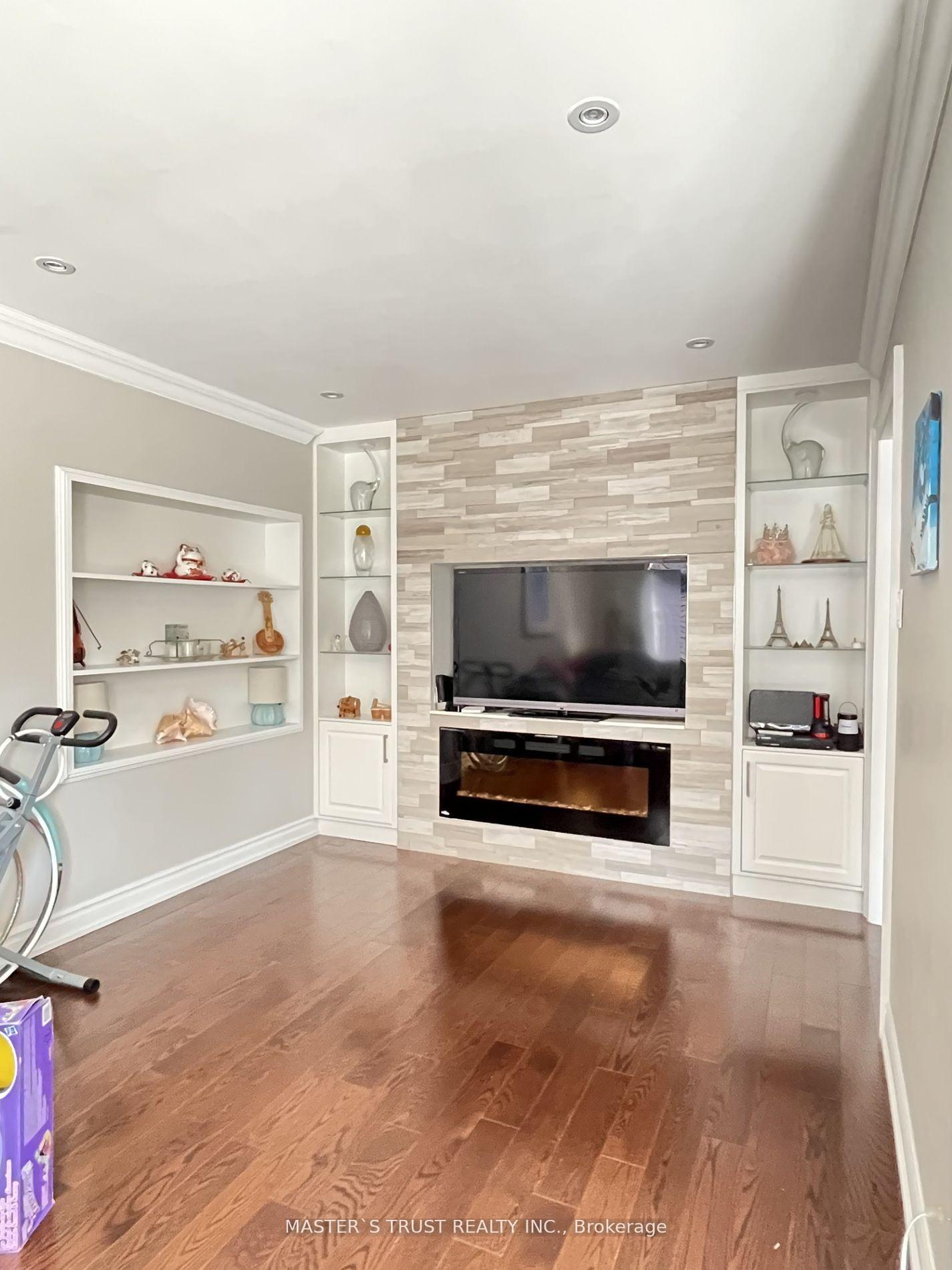 Photo 10 of 115 Highgate Drive, Markham, Milliken Mills West — HOMEH