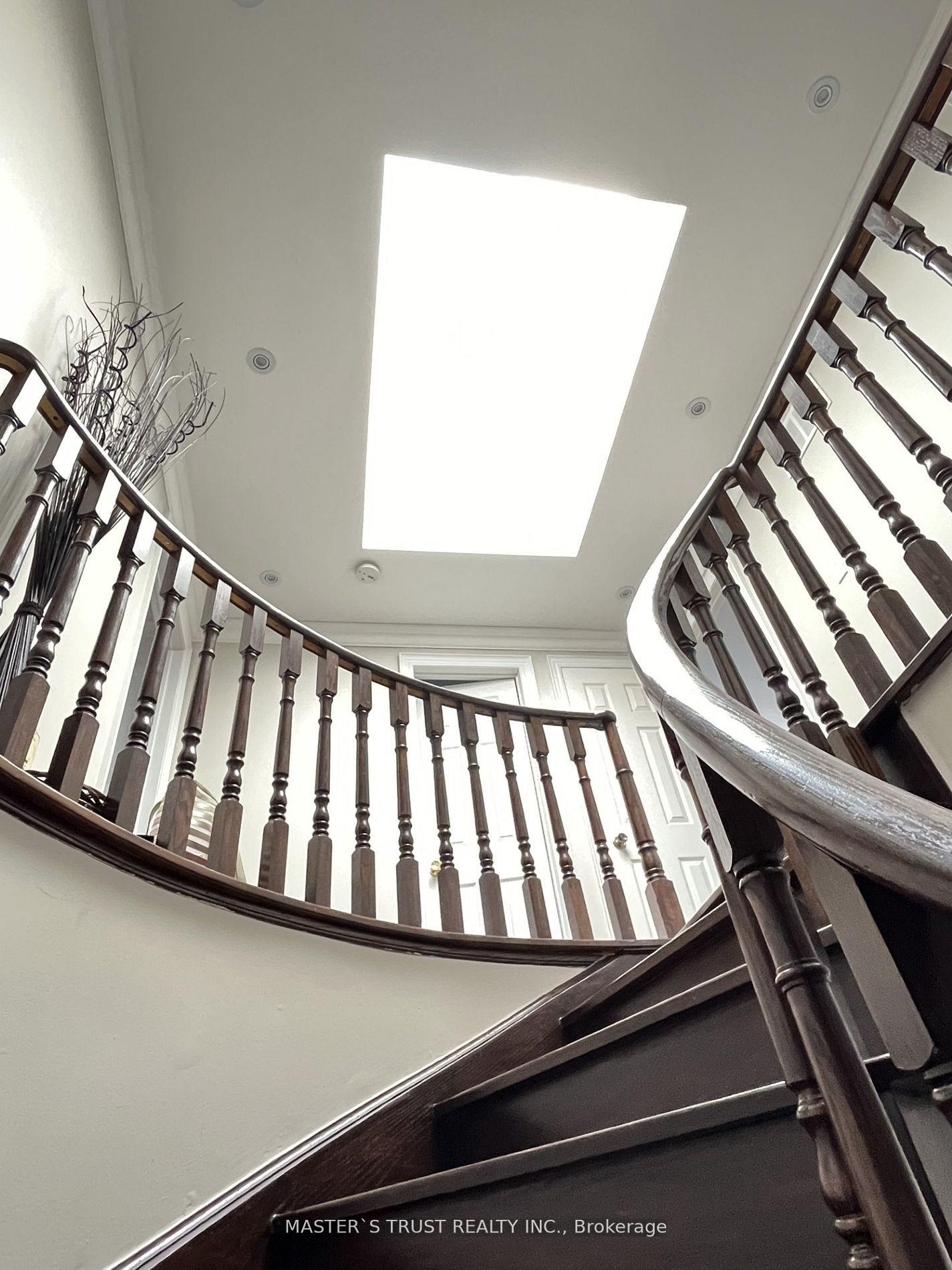 Photo 6 of 115 Highgate Drive, Markham, Milliken Mills West — HOMEH