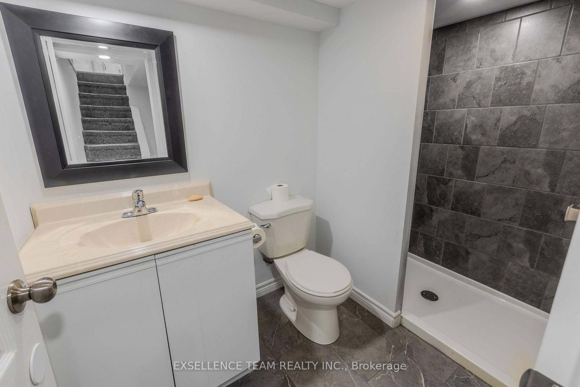 Photo 18 of 126 Eighth Street W, Cornwall — HOMEH