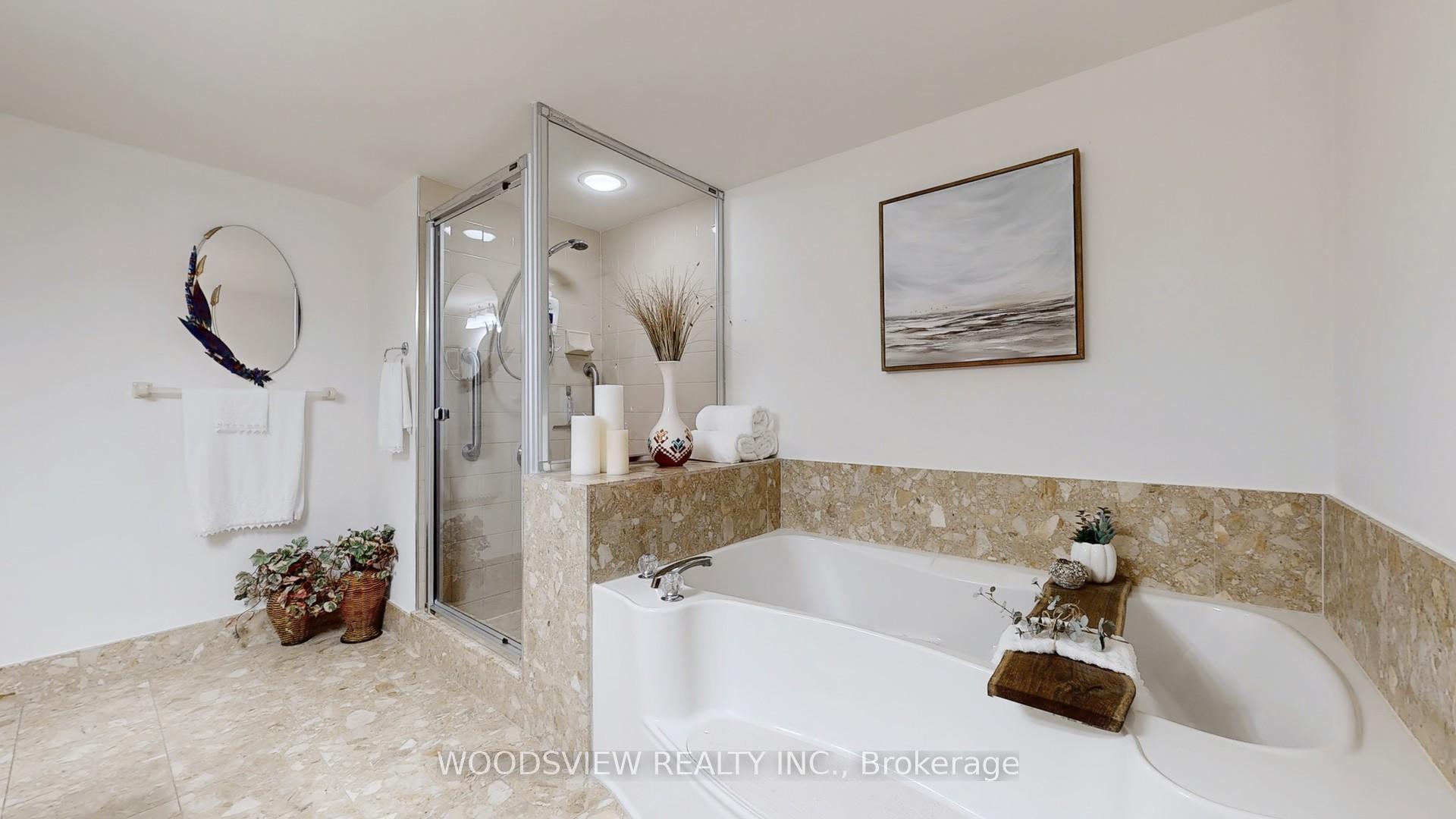 Photo 14 of Unit 120, 14924 Yonge Street, Aurora, Aurora Heights — HOMEH