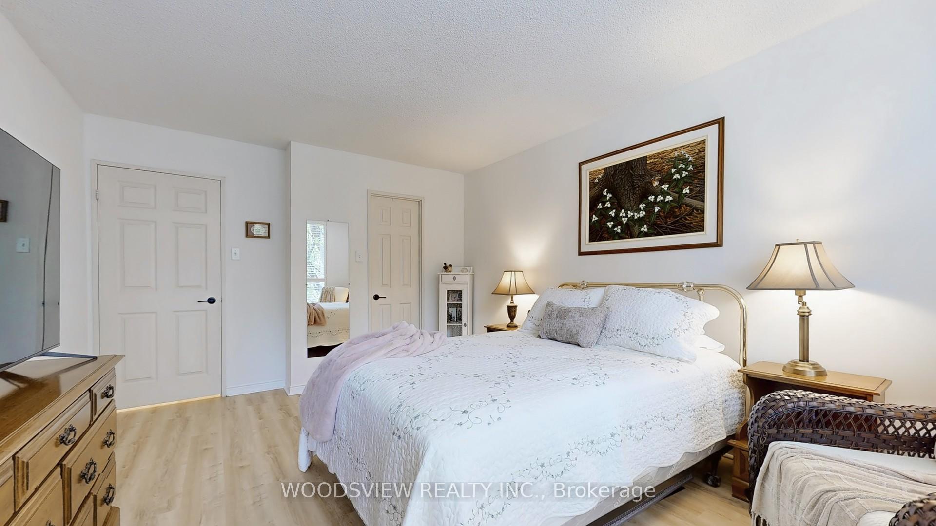 Photo 16 of Unit 120, 14924 Yonge Street, Aurora, Aurora Heights — HOMEH