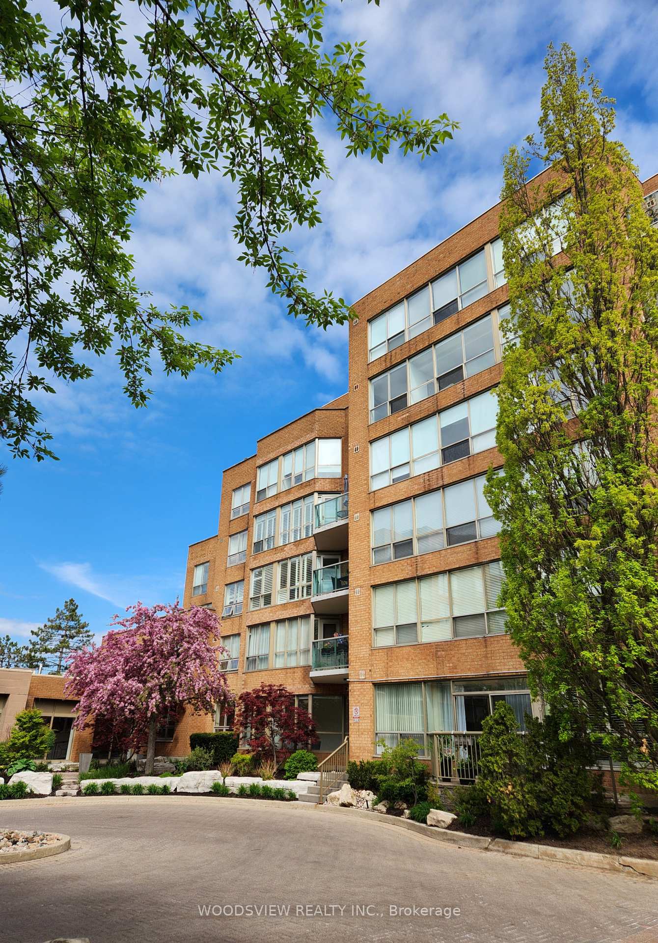 Photo 27 of Unit 120, 14924 Yonge Street, Aurora, Aurora Heights — HOMEH
