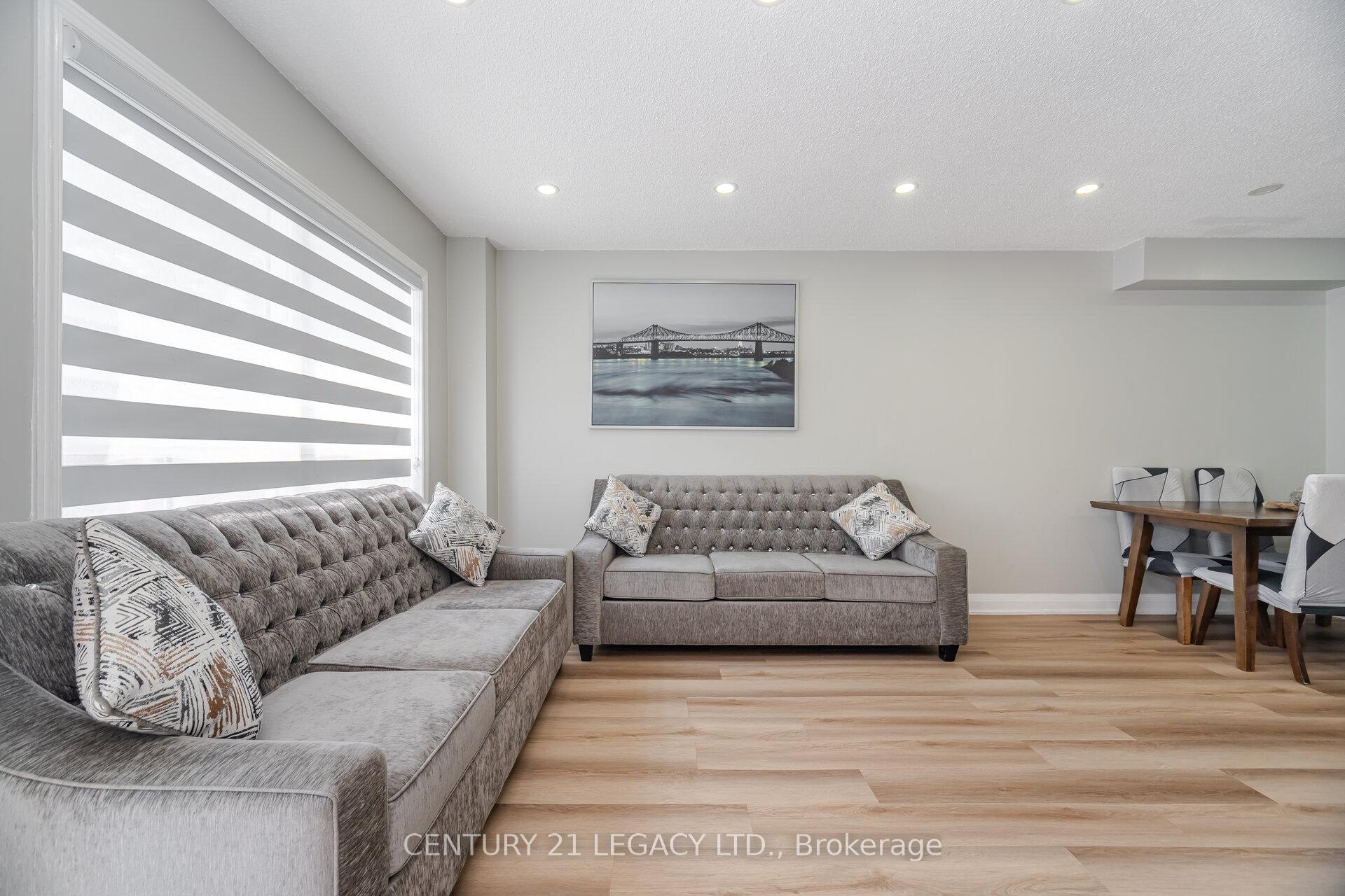 Photo 31 of Unit 11, 100 Brickyard Way, Brampton, Brampton North — HOMEH