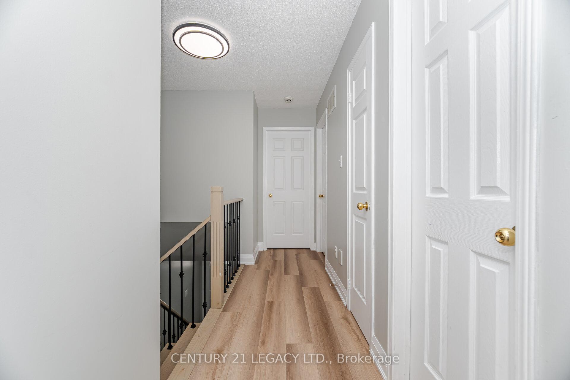Photo 10 of Unit 11, 100 Brickyard Way, Brampton, Brampton North — HOMEH