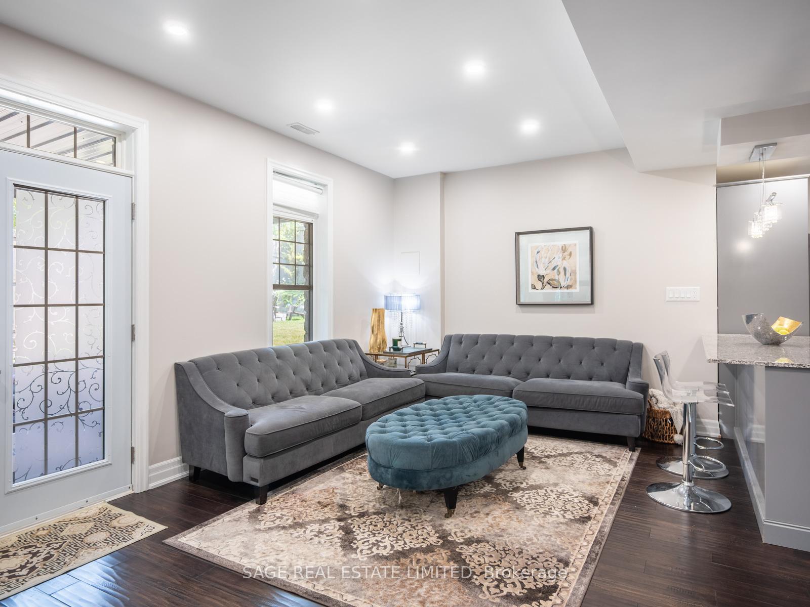 Photo 3 of Unit LOWER, 4 Alex Campbell Crescent W, King, King City — HOMEH