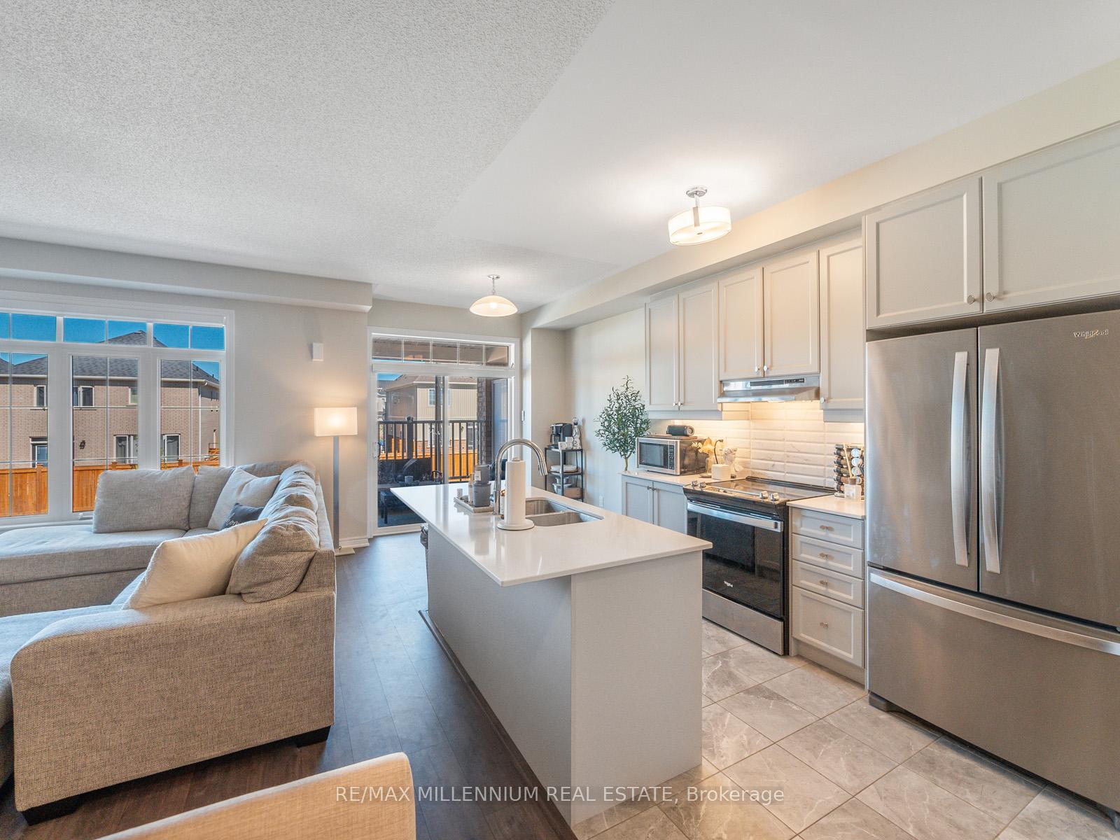 Photo 5 of Unit 37, 113 Hartley Avenue E, Brant, Paris — HOMEH