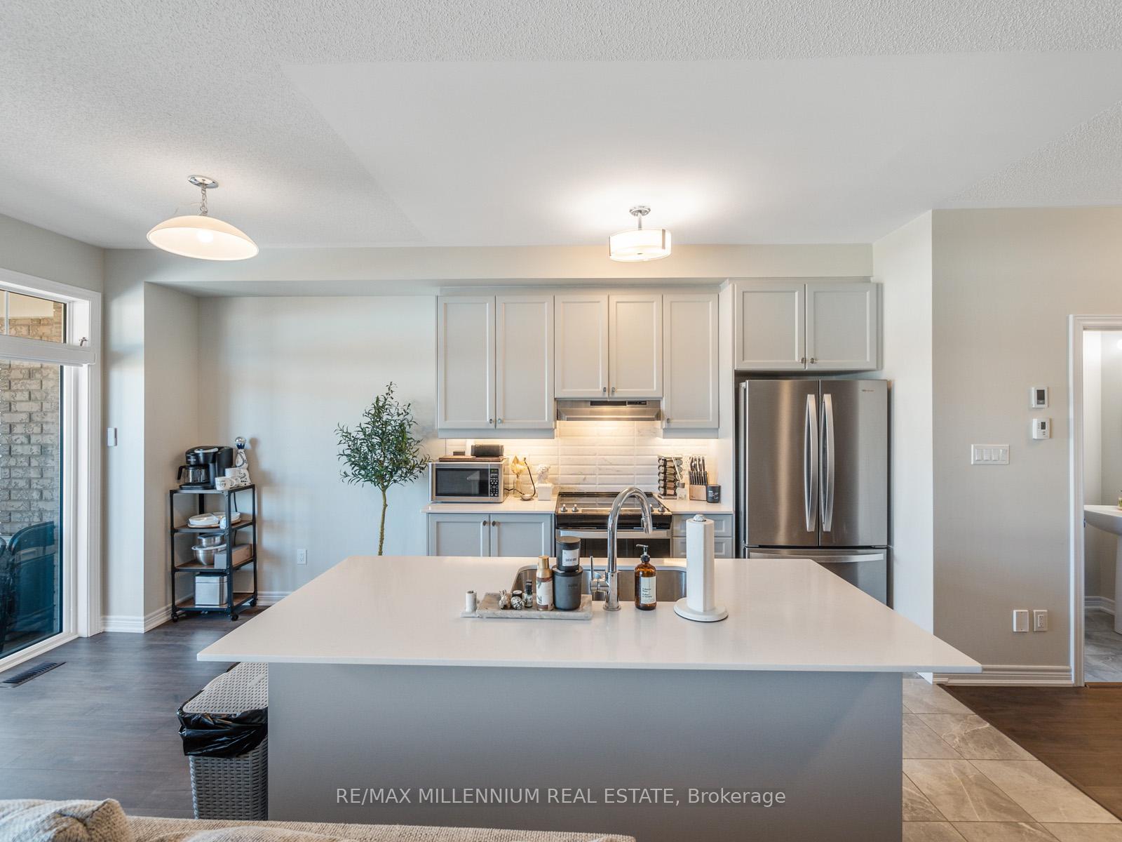 Photo 7 of Unit 37, 113 Hartley Avenue E, Brant, Paris — HOMEH