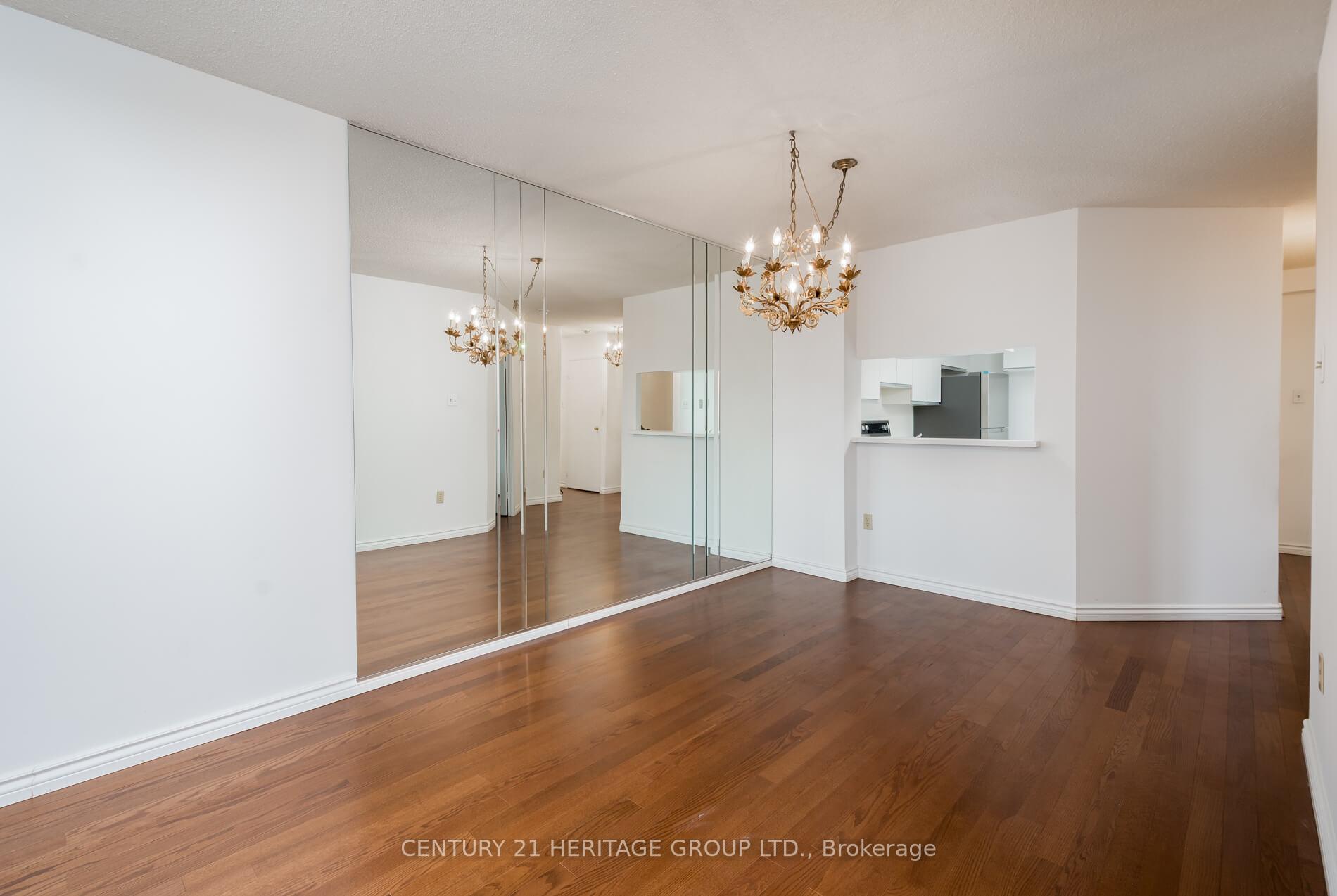 Photo 9 of Unit 306, 7420 Bathurst Street S, Vaughan, Brownridge — HOMEH