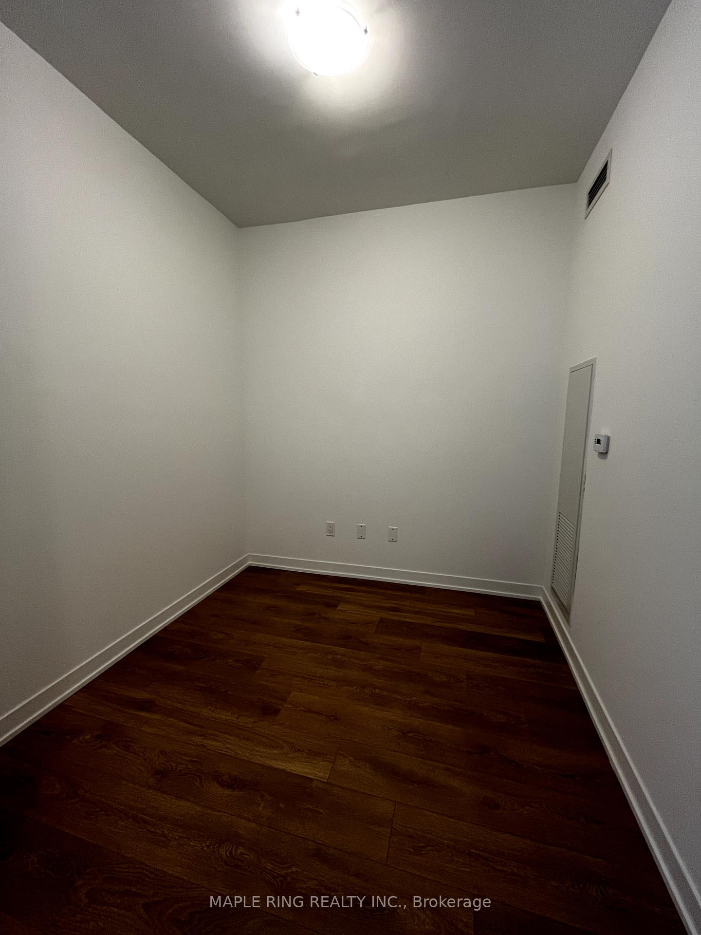 Photo 7 of Unit 2412, 10 Abeja Street, Vaughan, Concord — HOMEH