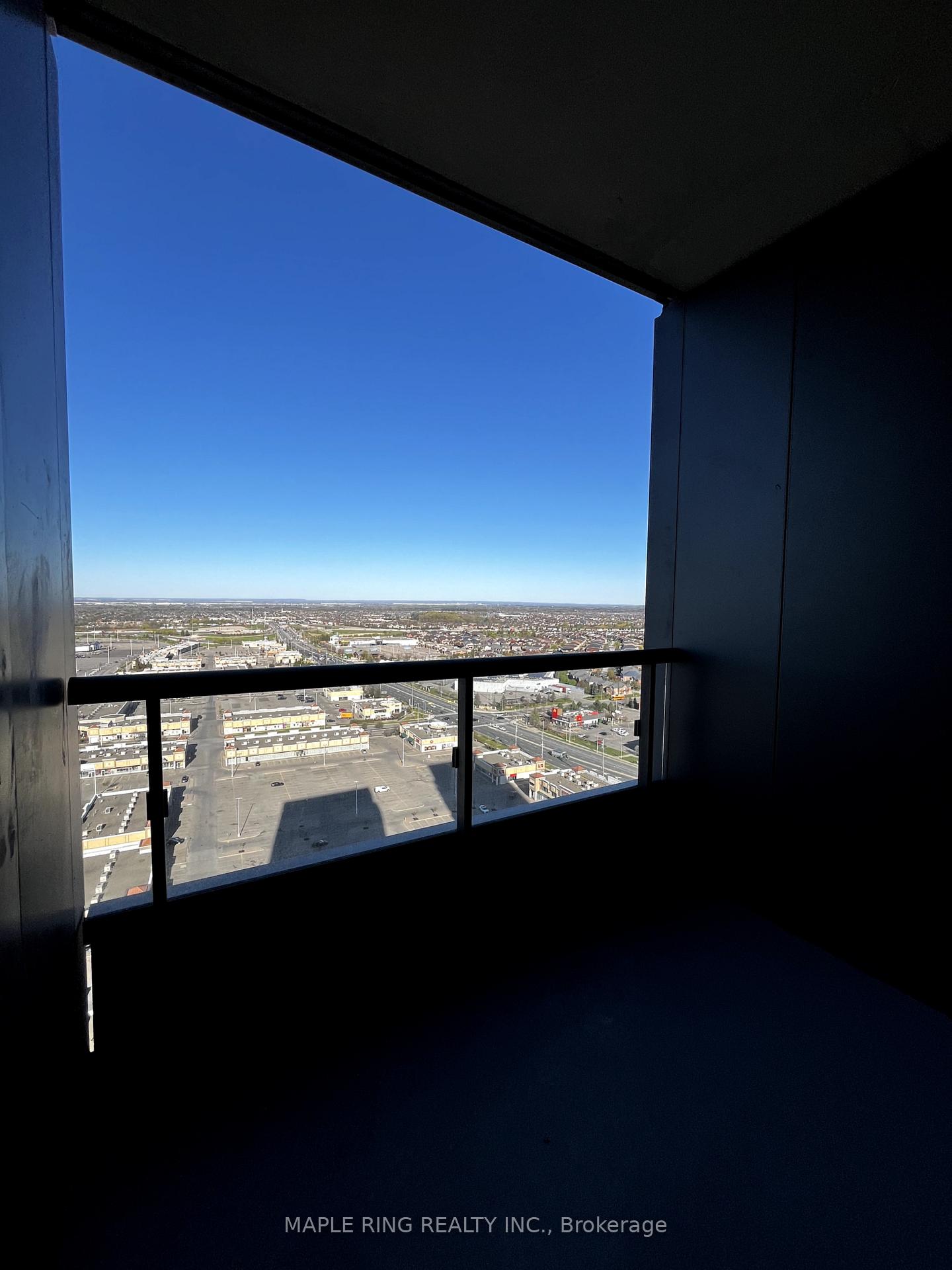 Photo 10 of Unit 2412, 10 Abeja Street, Vaughan, Concord — HOMEH