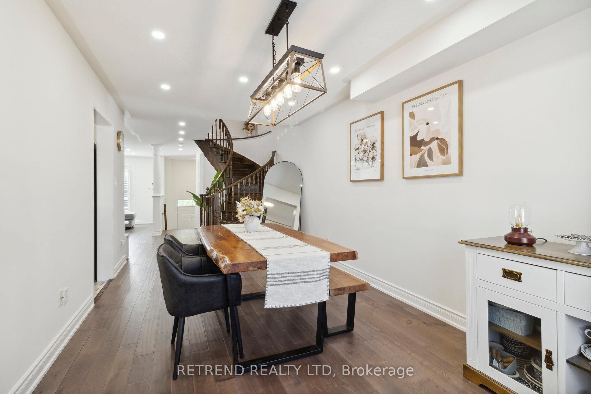 Photo 13 of Unit 15, 20 Minton Drive, Vaughan, East Woodbridge — HOMEH