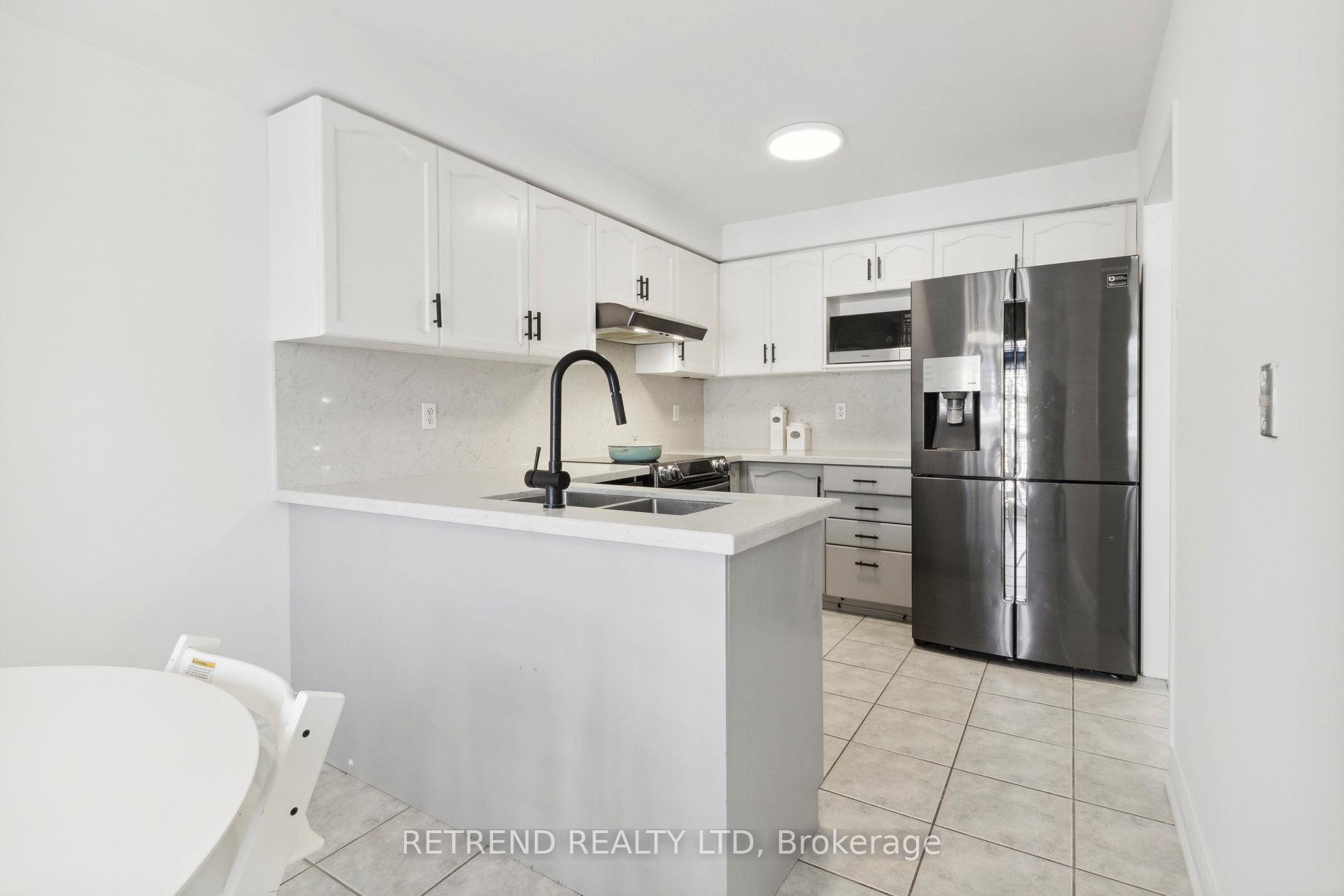 Photo 16 of Unit 15, 20 Minton Drive, Vaughan, East Woodbridge — HOMEH
