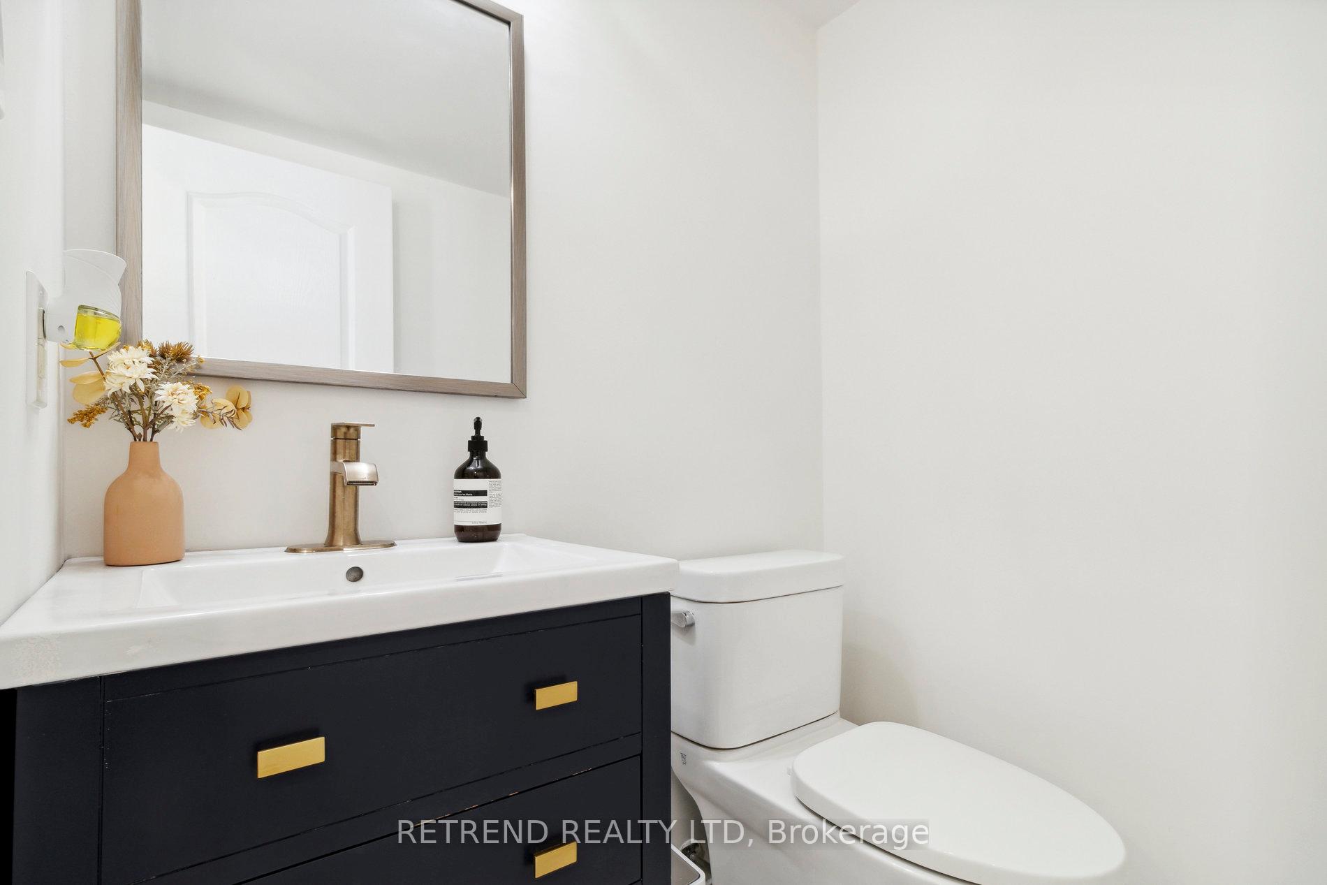 Photo 20 of Unit 15, 20 Minton Drive, Vaughan, East Woodbridge — HOMEH