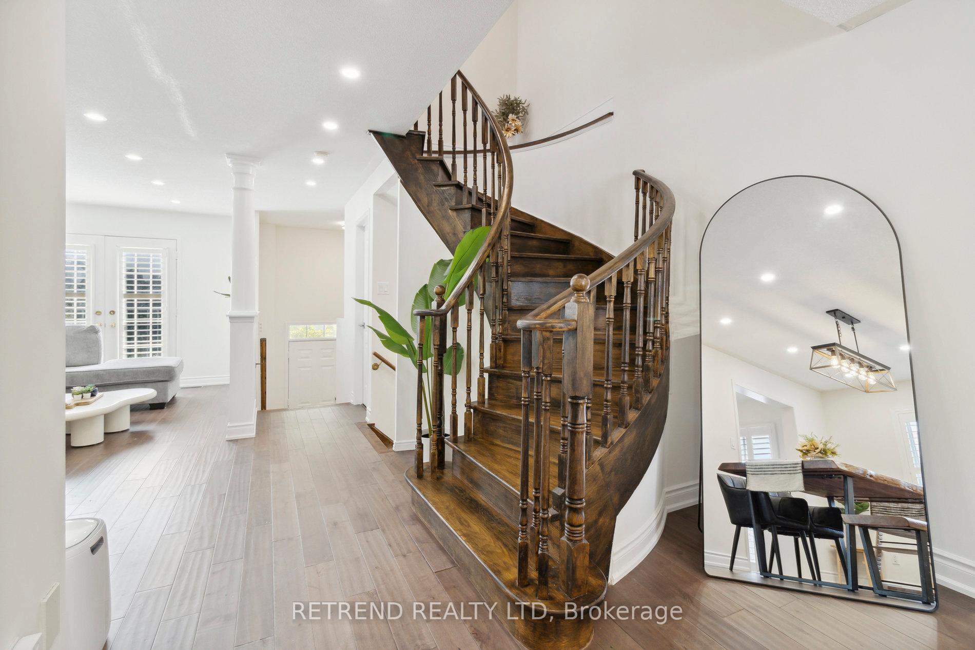 Photo 35 of Unit 15, 20 Minton Drive, Vaughan, East Woodbridge — HOMEH
