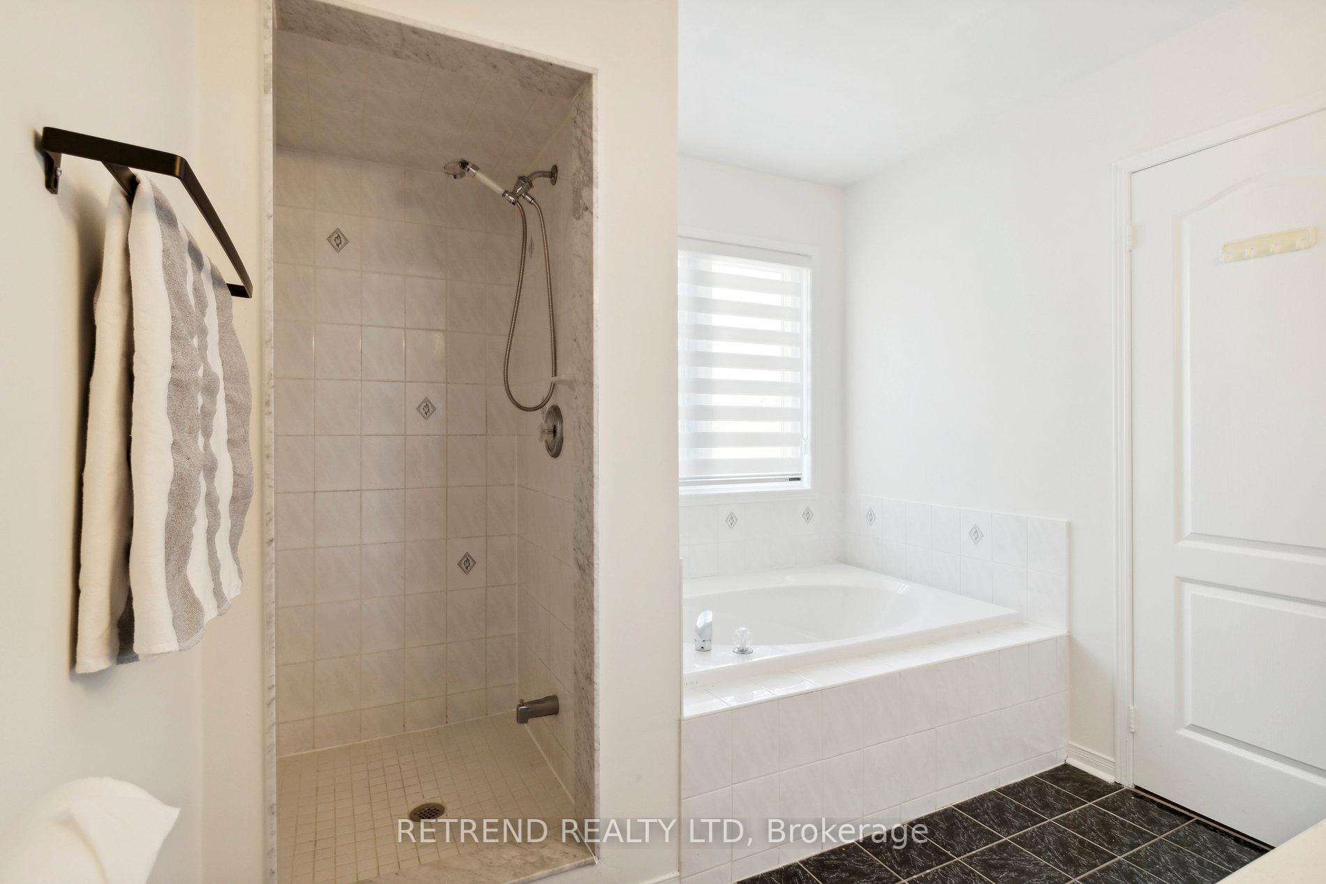 Photo 40 of Unit 15, 20 Minton Drive, Vaughan, East Woodbridge — HOMEH