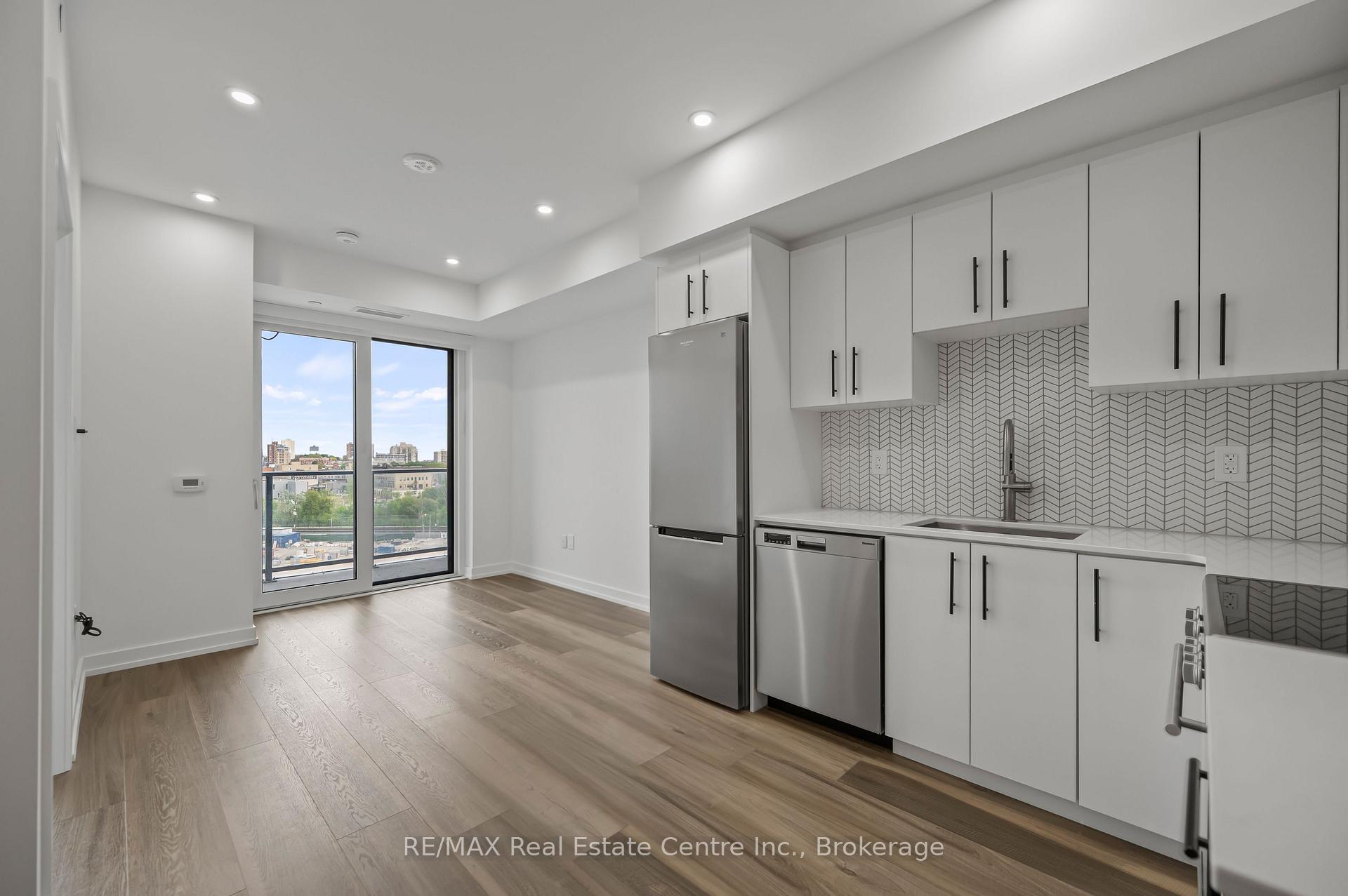 Photo 5 of Unit 414, 5 Wellington Street S, Kitchener — HOMEH