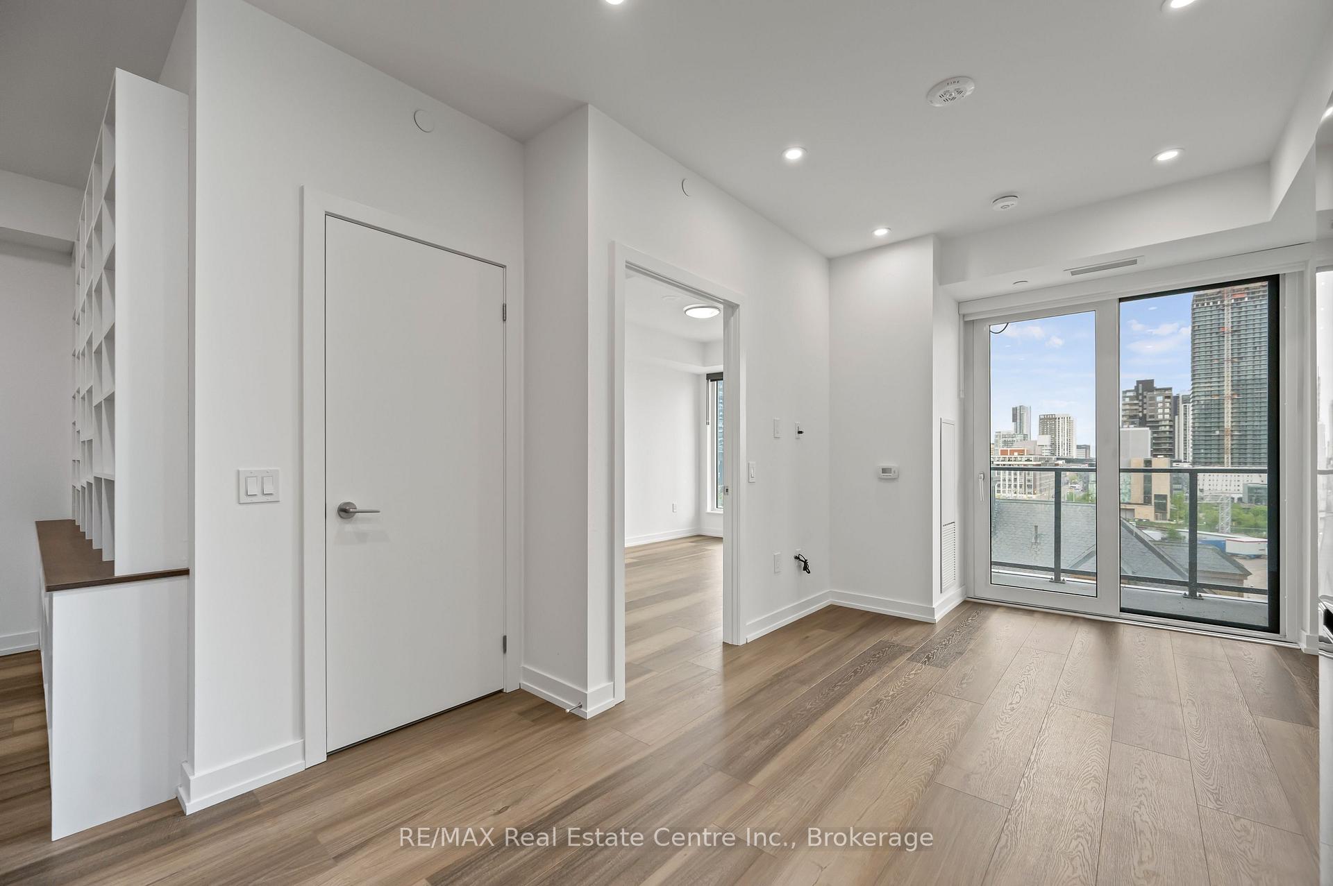 Photo 8 of Unit 414, 5 Wellington Street S, Kitchener — HOMEH