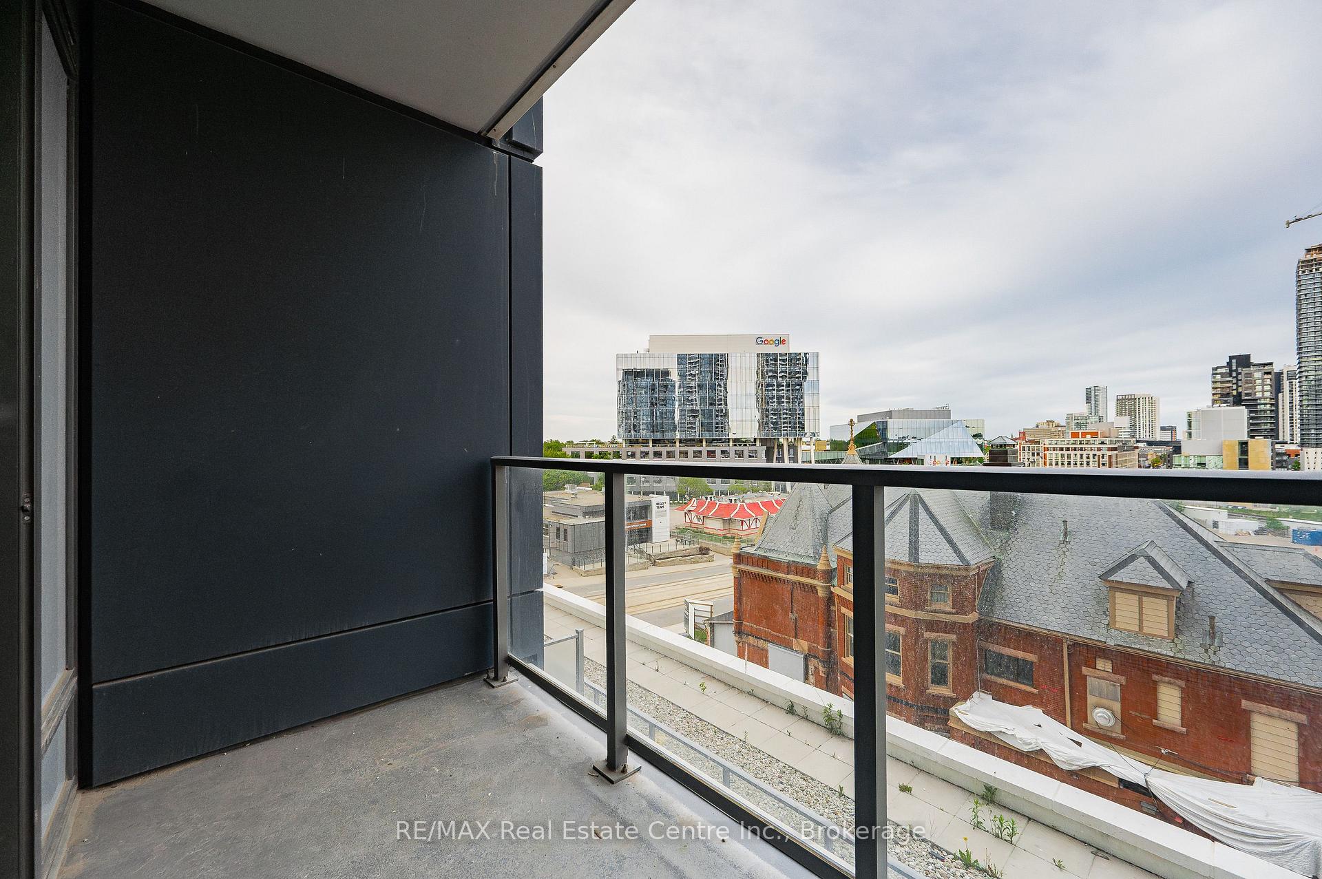 Photo 24 of Unit 414, 5 Wellington Street S, Kitchener — HOMEH