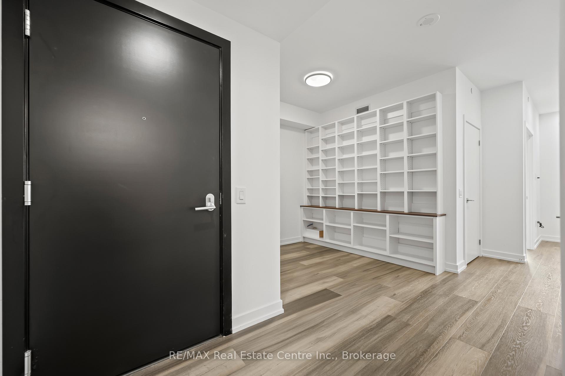 Photo 27 of Unit 414, 5 Wellington Street S, Kitchener — HOMEH