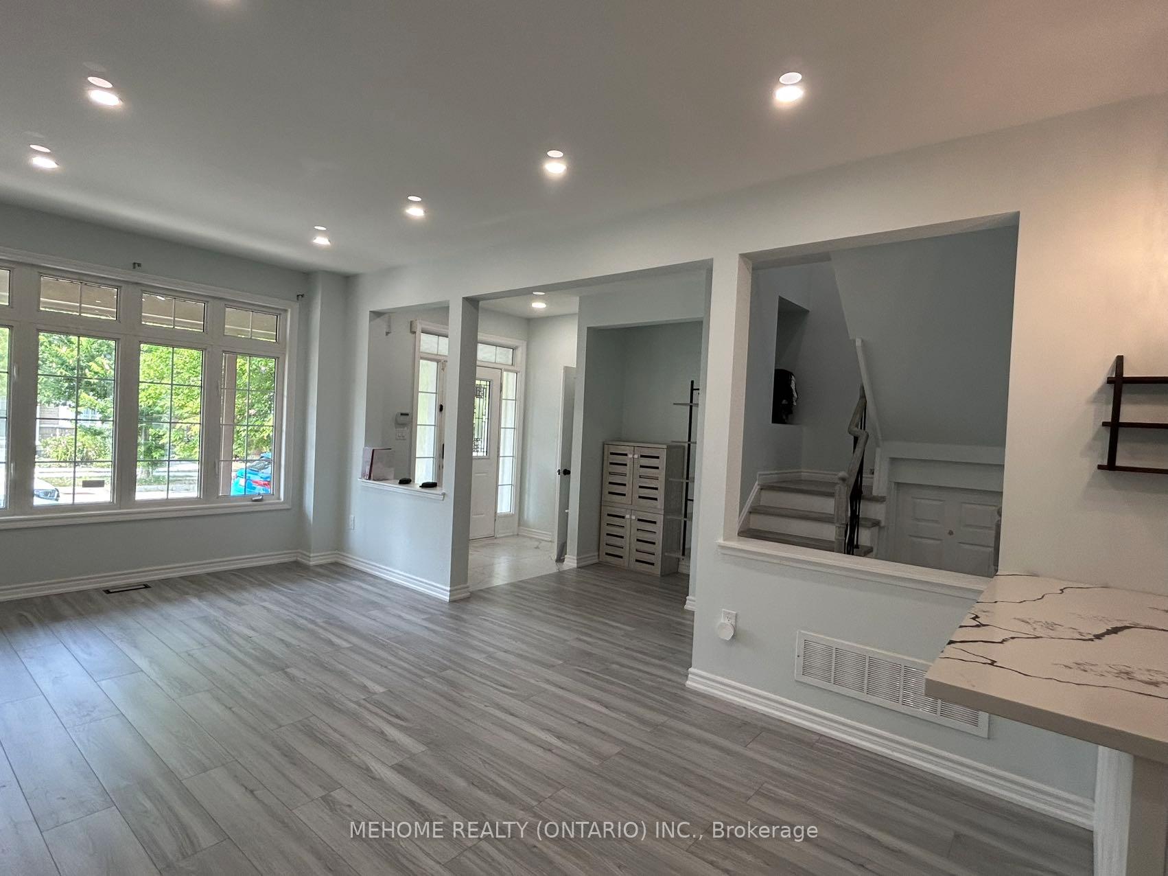 Photo 4 of Unit upper floors, 23 Pinecliff Avenue, Markham, Cornell — HOMEH