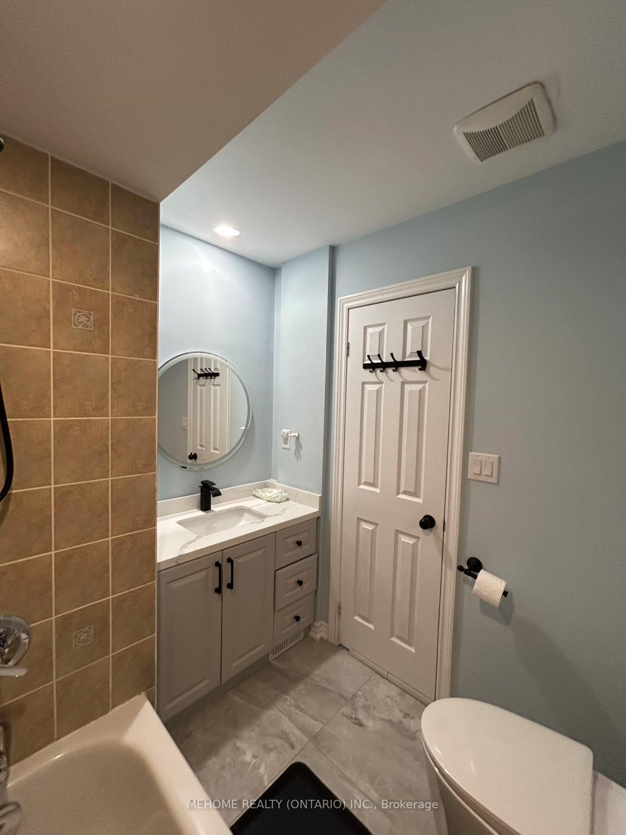 Photo 11 of Unit upper floors, 23 Pinecliff Avenue, Markham, Cornell — HOMEH