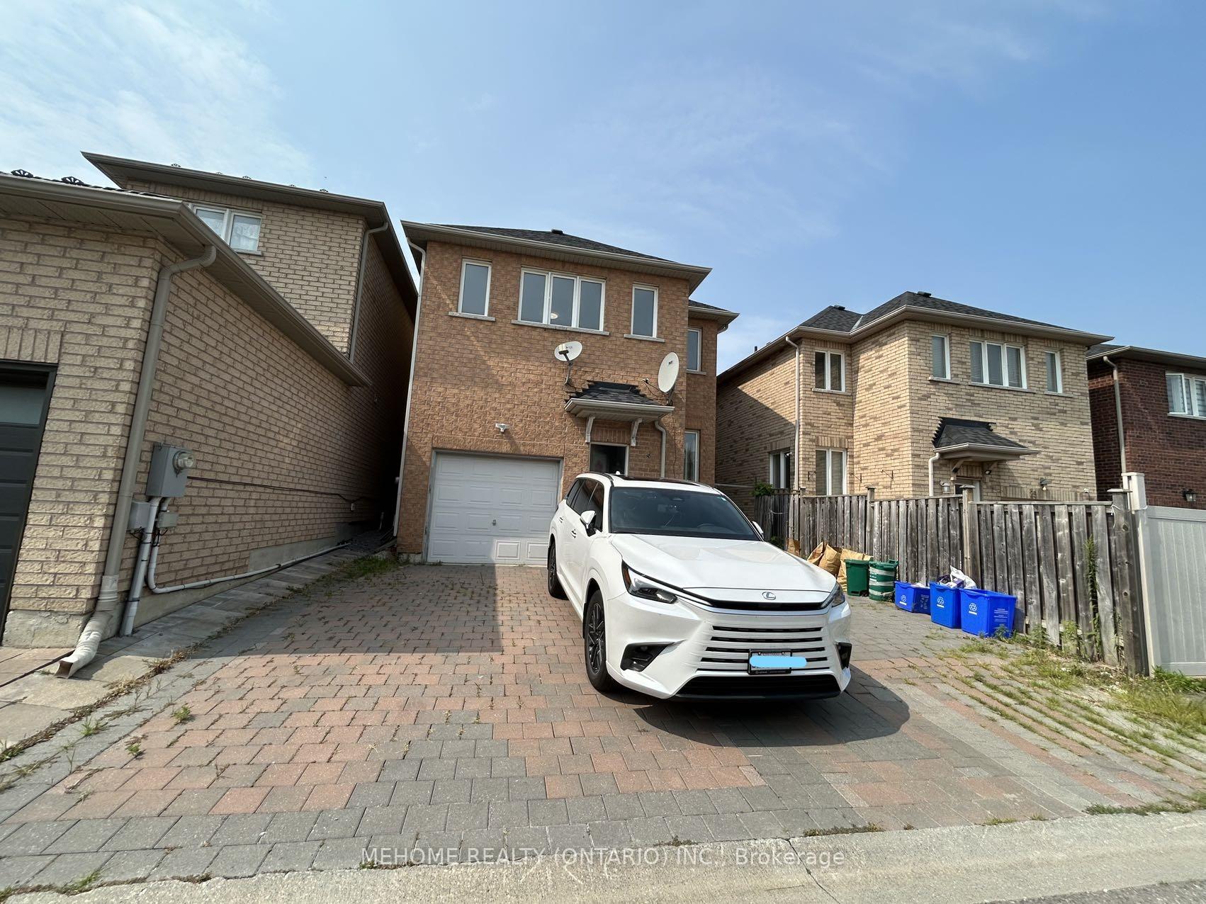 Photo 9 of Unit upper floors, 23 Pinecliff Avenue, Markham, Cornell — HOMEH