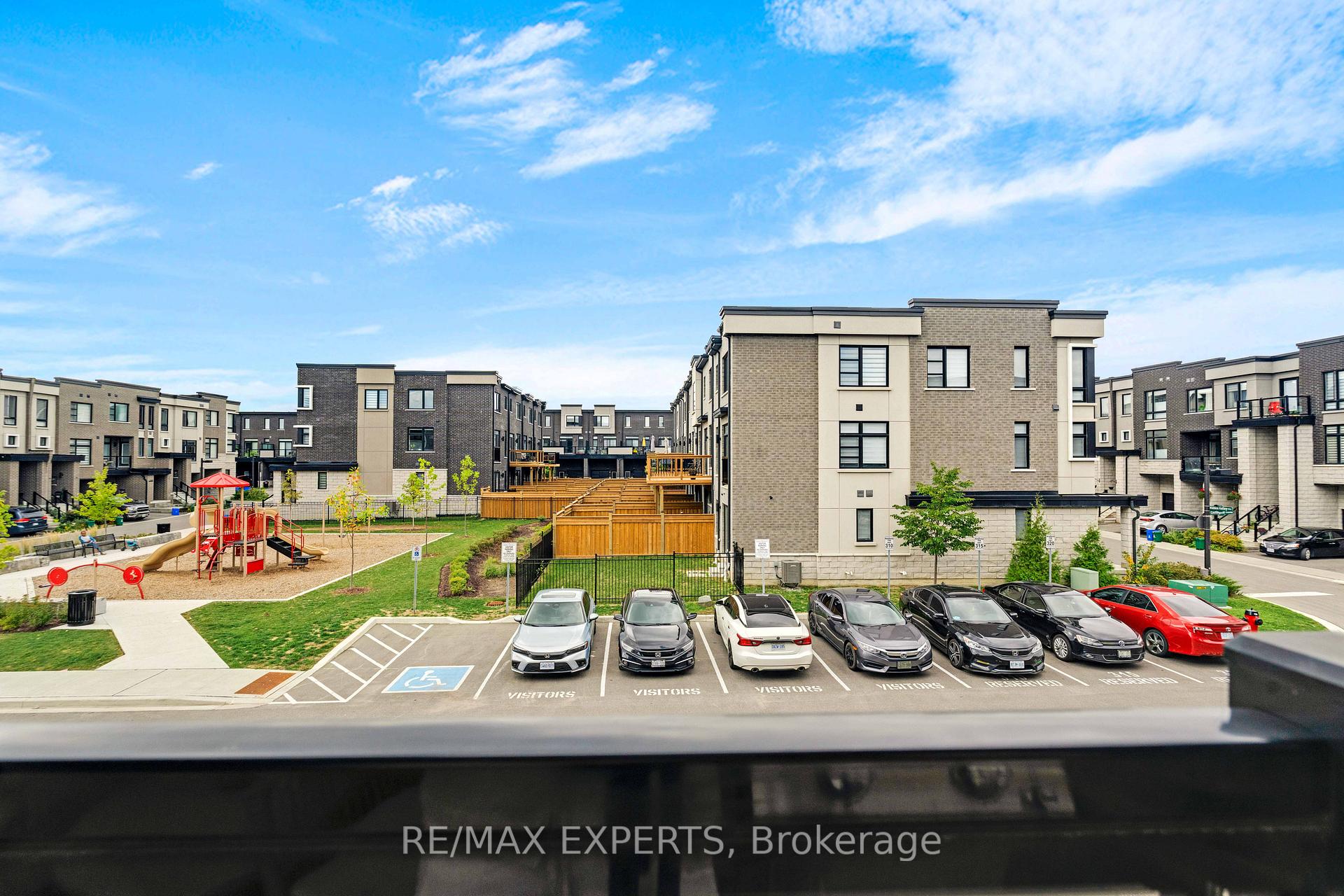 Photo 17 of Unit 309, 2550 Castlegate Crossing W, Pickering, Duffin Heights — HOMEH