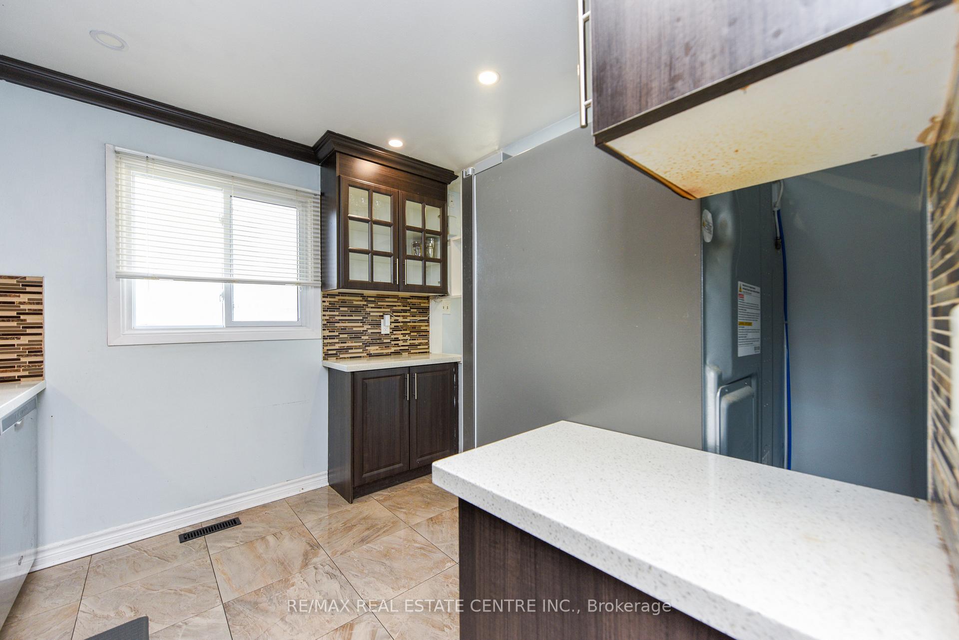 Photo 7 of Unit 81, 105 Hansen Road, Brampton, Madoc — HOMEH
