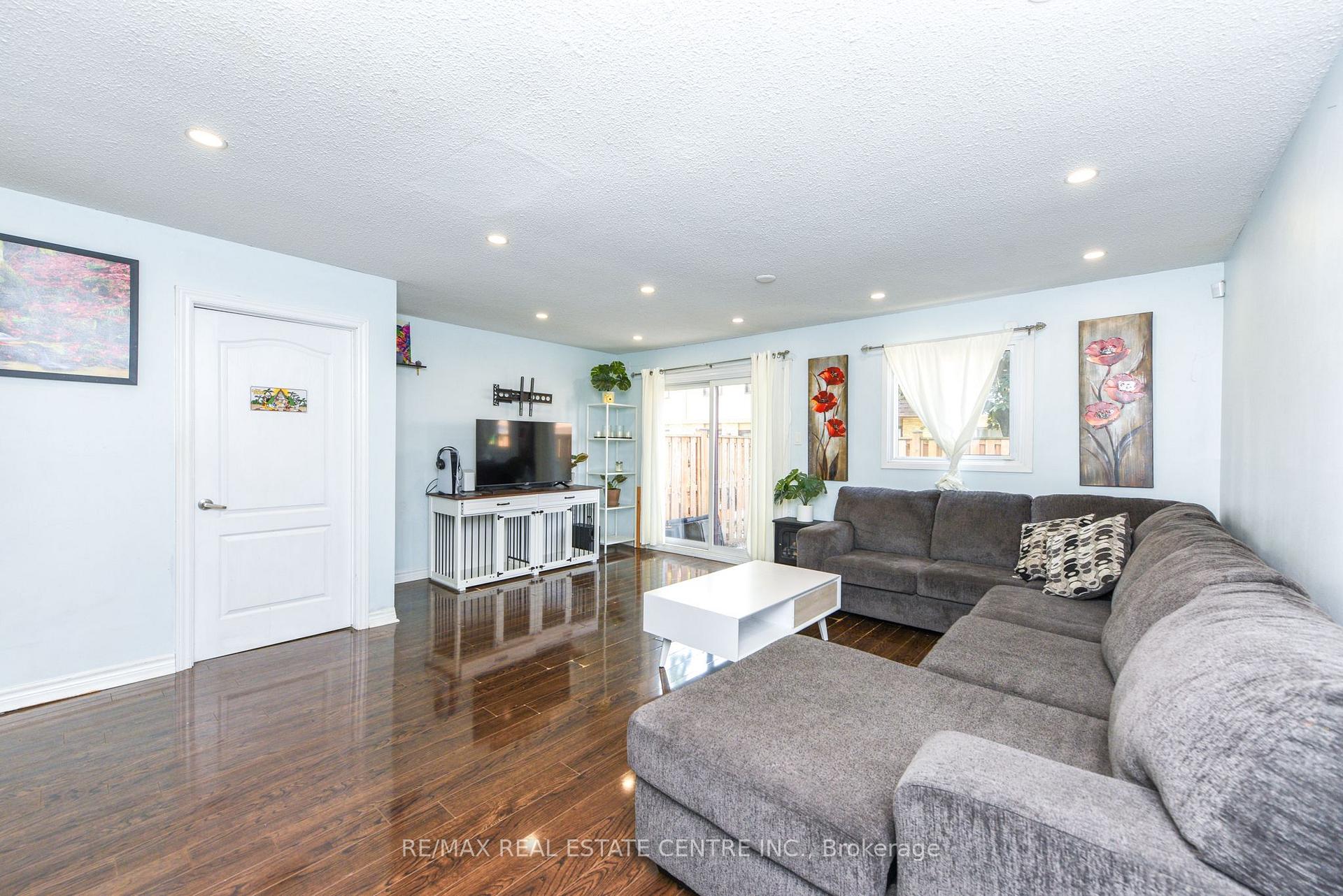 Photo 25 of Unit 81, 105 Hansen Road, Brampton, Madoc — HOMEH