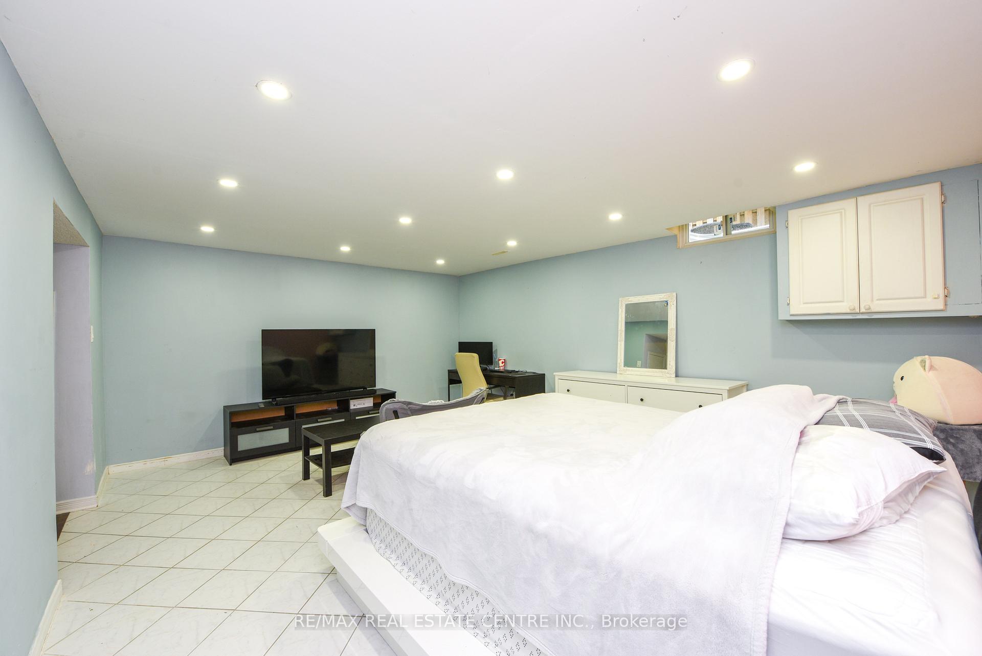 Photo 12 of Unit 81, 105 Hansen Road, Brampton, Madoc — HOMEH