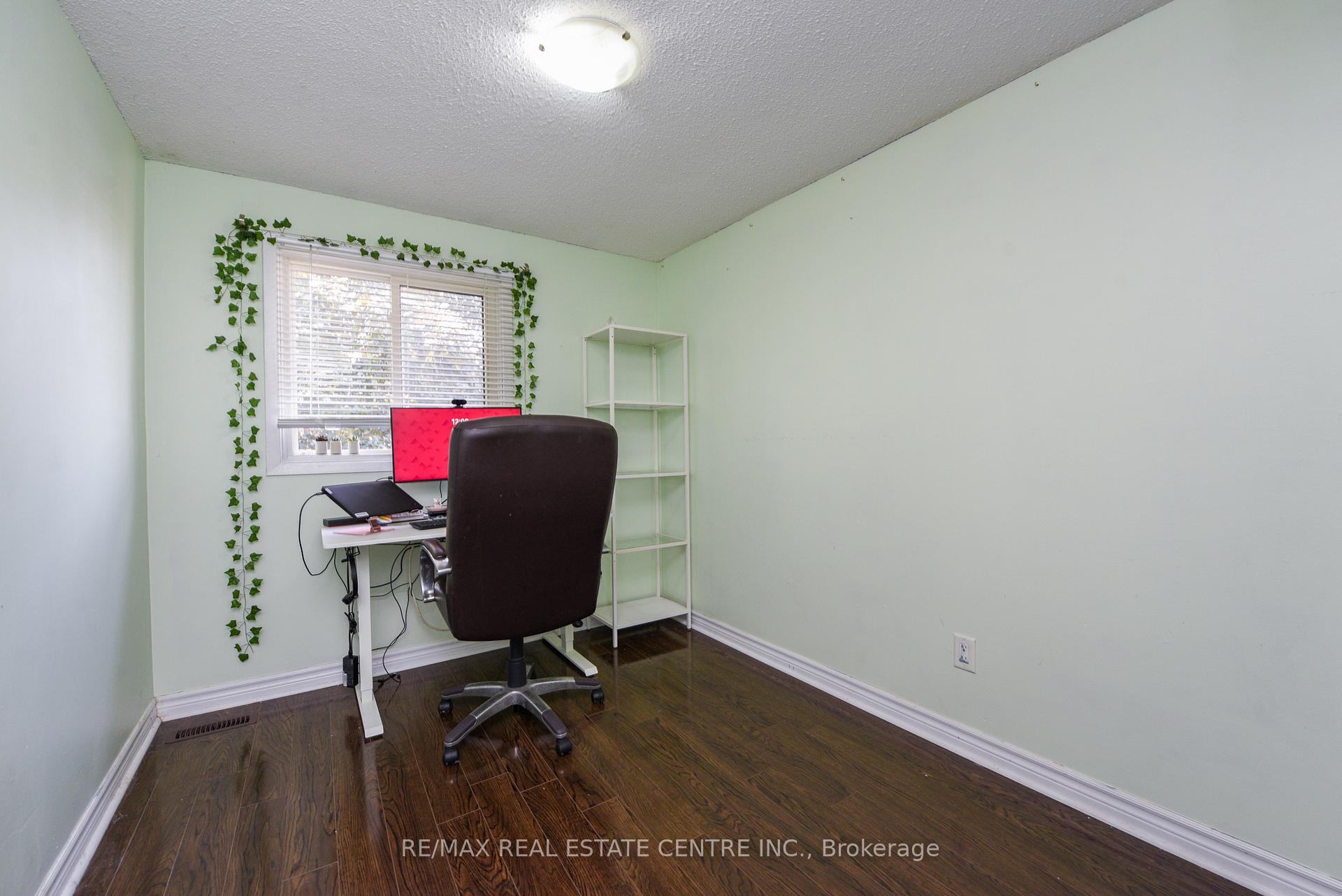 Photo 15 of Unit 81, 105 Hansen Road, Brampton, Madoc — HOMEH