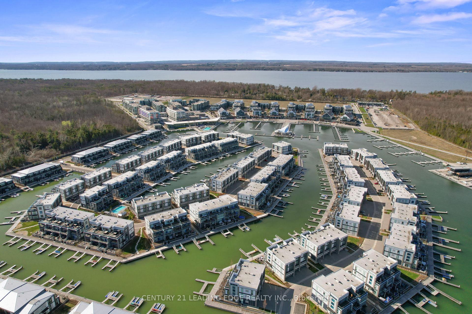 Photo 7 of Unit 239, 415 Sea Ray Avenue, Innisfil, Rural Innisfil — HOMEH