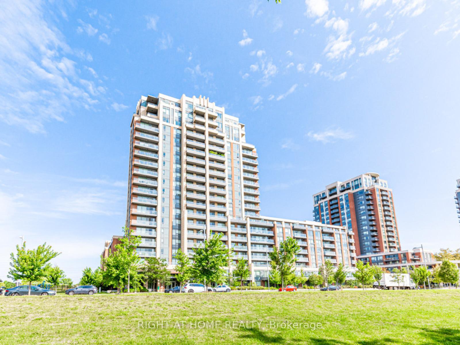Front of Unit 826, 18 Uptown Drive