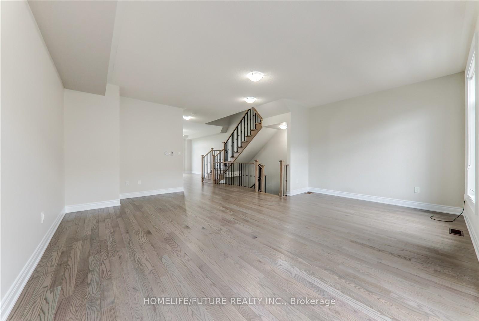 Photo 12 of 24 Andress Way, Markham, Cedarwood — HOMEH