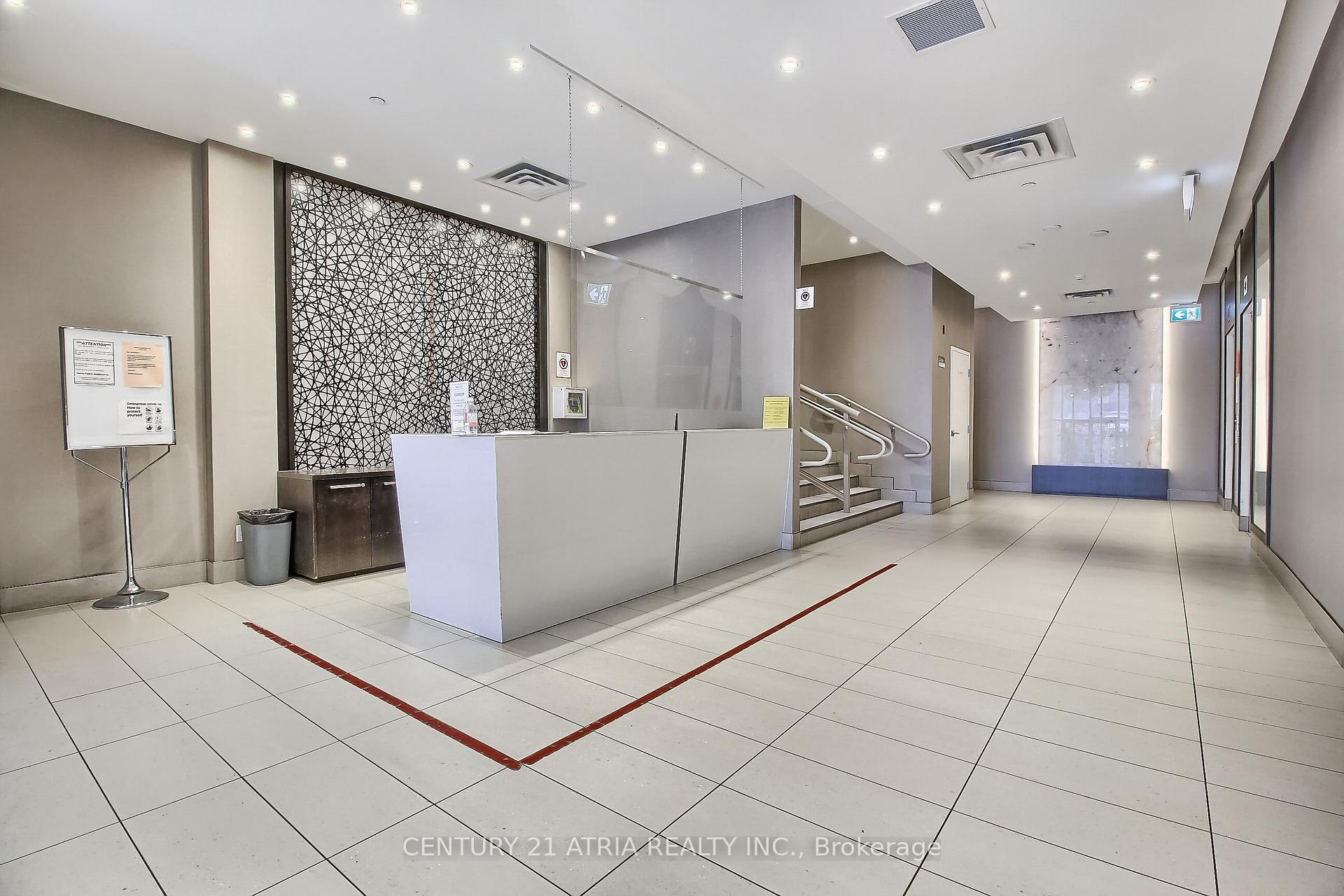 Photo 7 of Unit 404A, 15277 Yonge Street, Aurora, Aurora Village — HOMEH