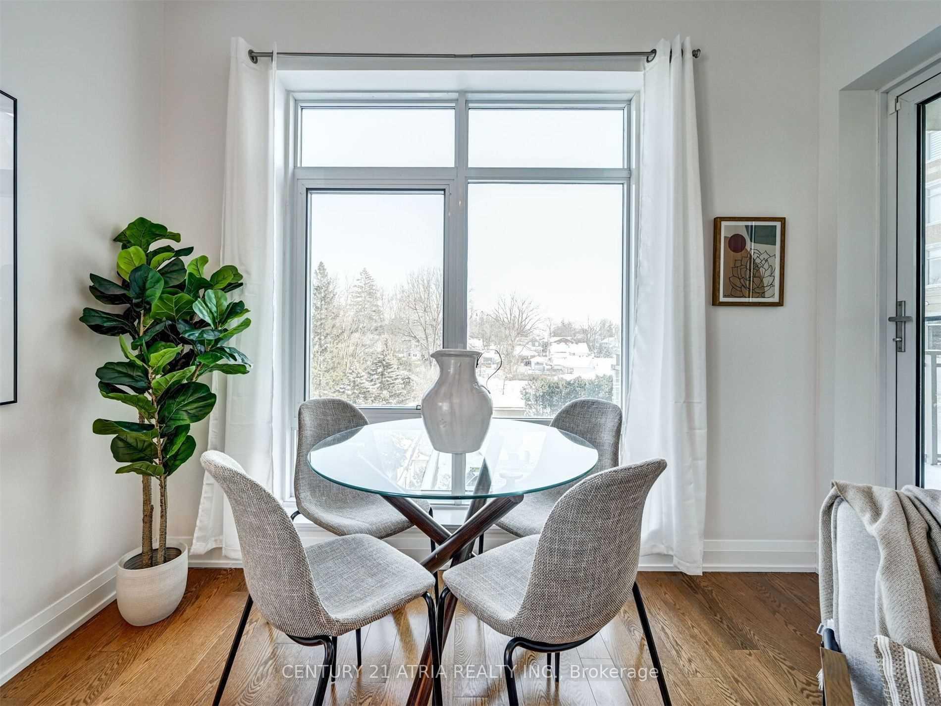 Photo 28 of Unit 404A, 15277 Yonge Street, Aurora, Aurora Village — HOMEH