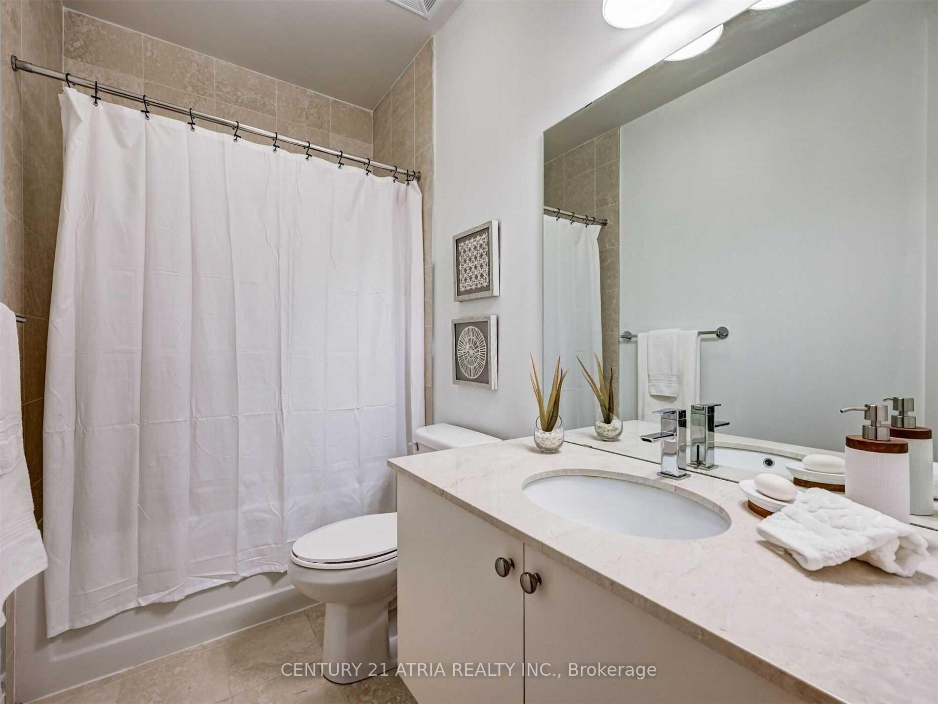 Photo 16 of Unit 404A, 15277 Yonge Street, Aurora, Aurora Village — HOMEH