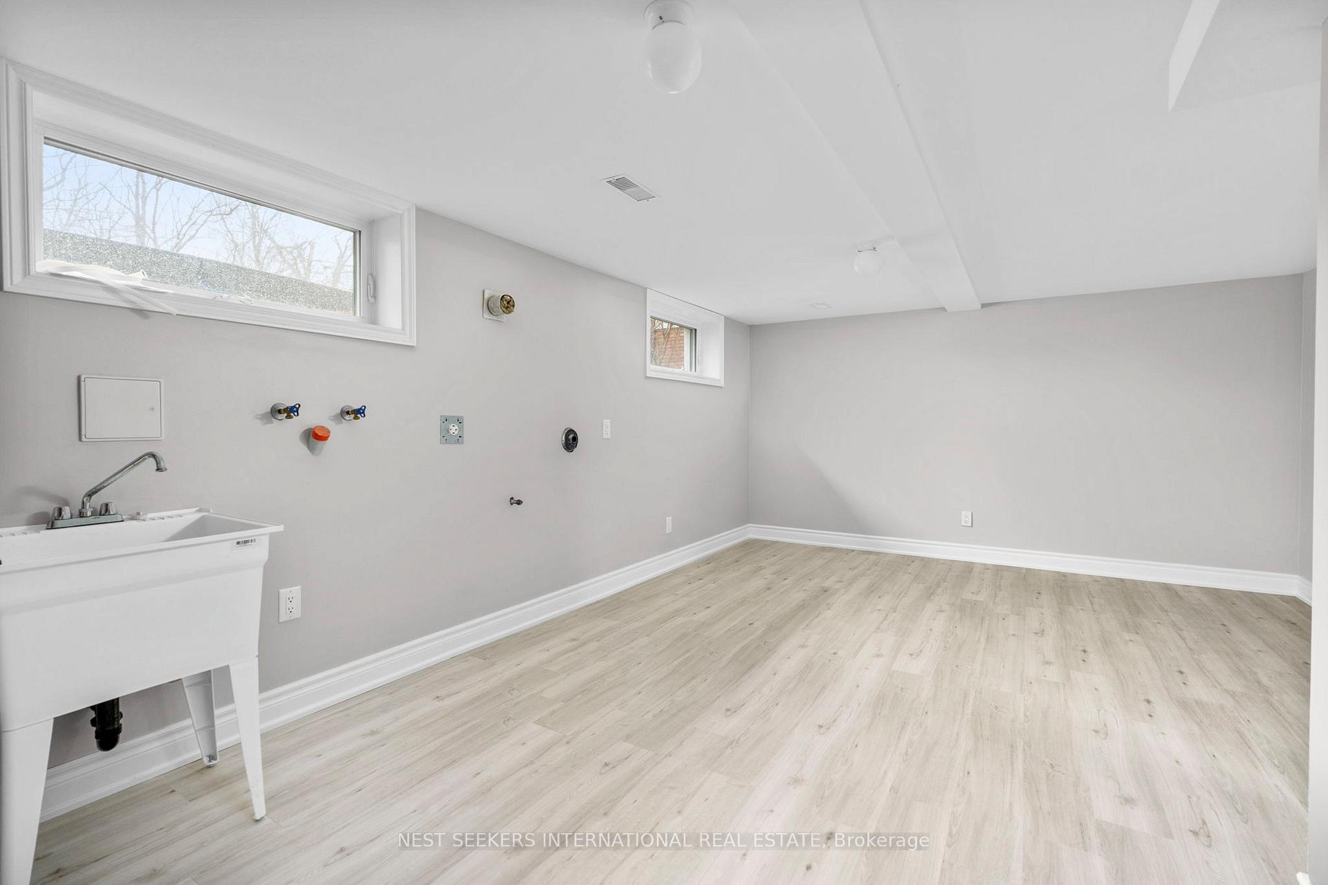 Photo 6 of 2031 Saint Paul Road, Innisfil, Alcona — HOMEH