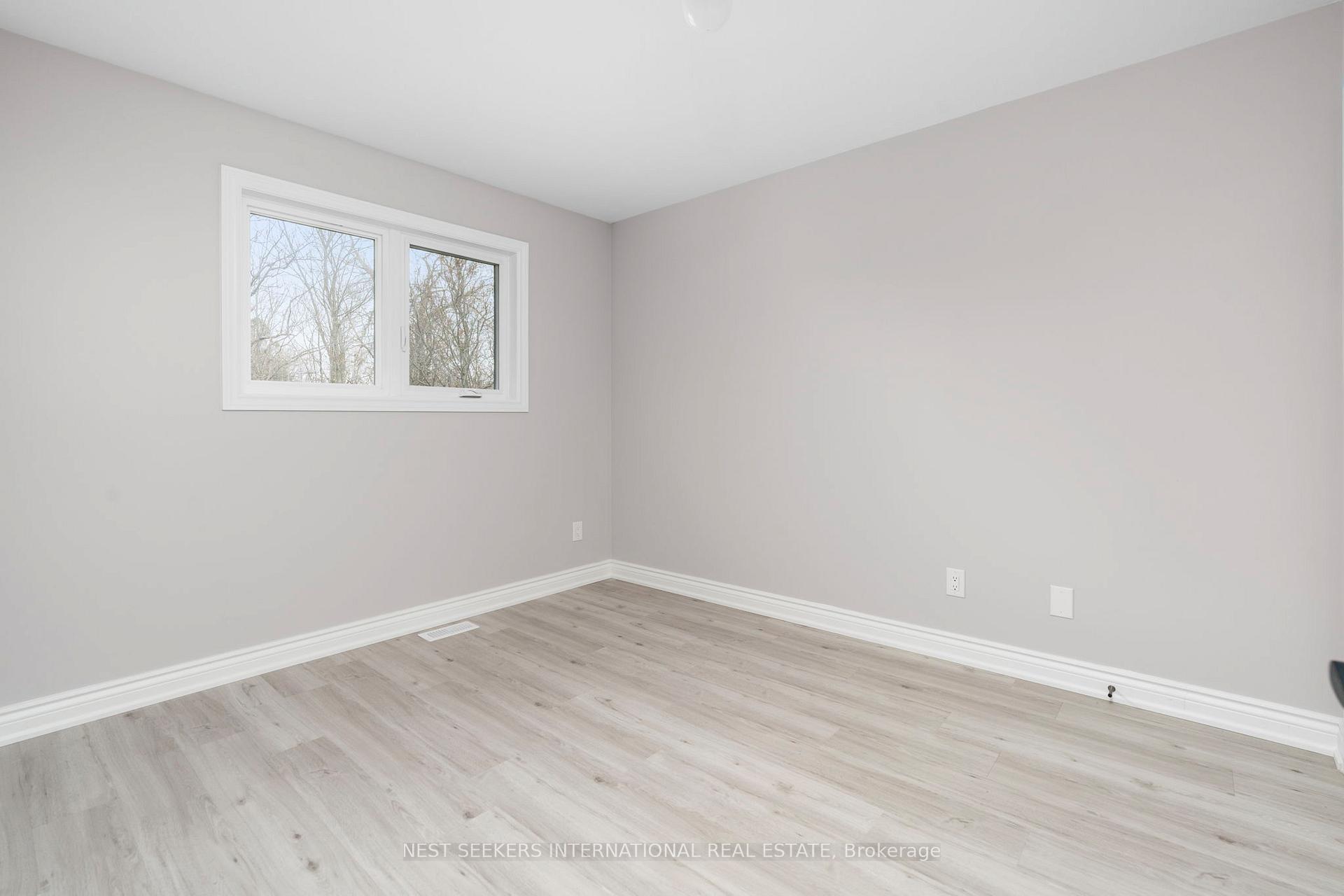 Photo 16 of 2031 Saint Paul Road, Innisfil, Alcona — HOMEH
