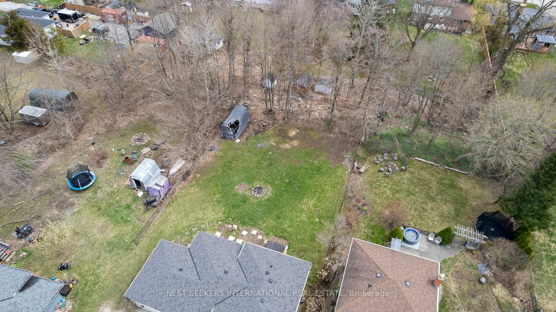 Photo 22 of 2031 Saint Paul Road, Innisfil, Alcona — HOMEH