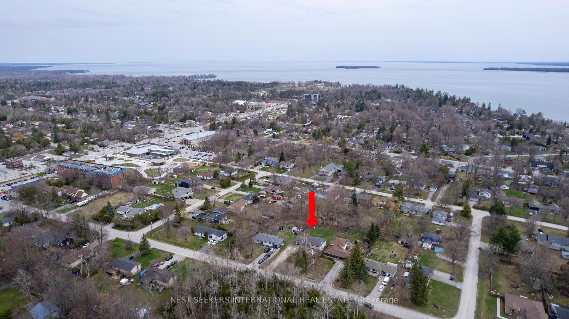 Photo 27 of 2031 Saint Paul Road, Innisfil, Alcona — HOMEH