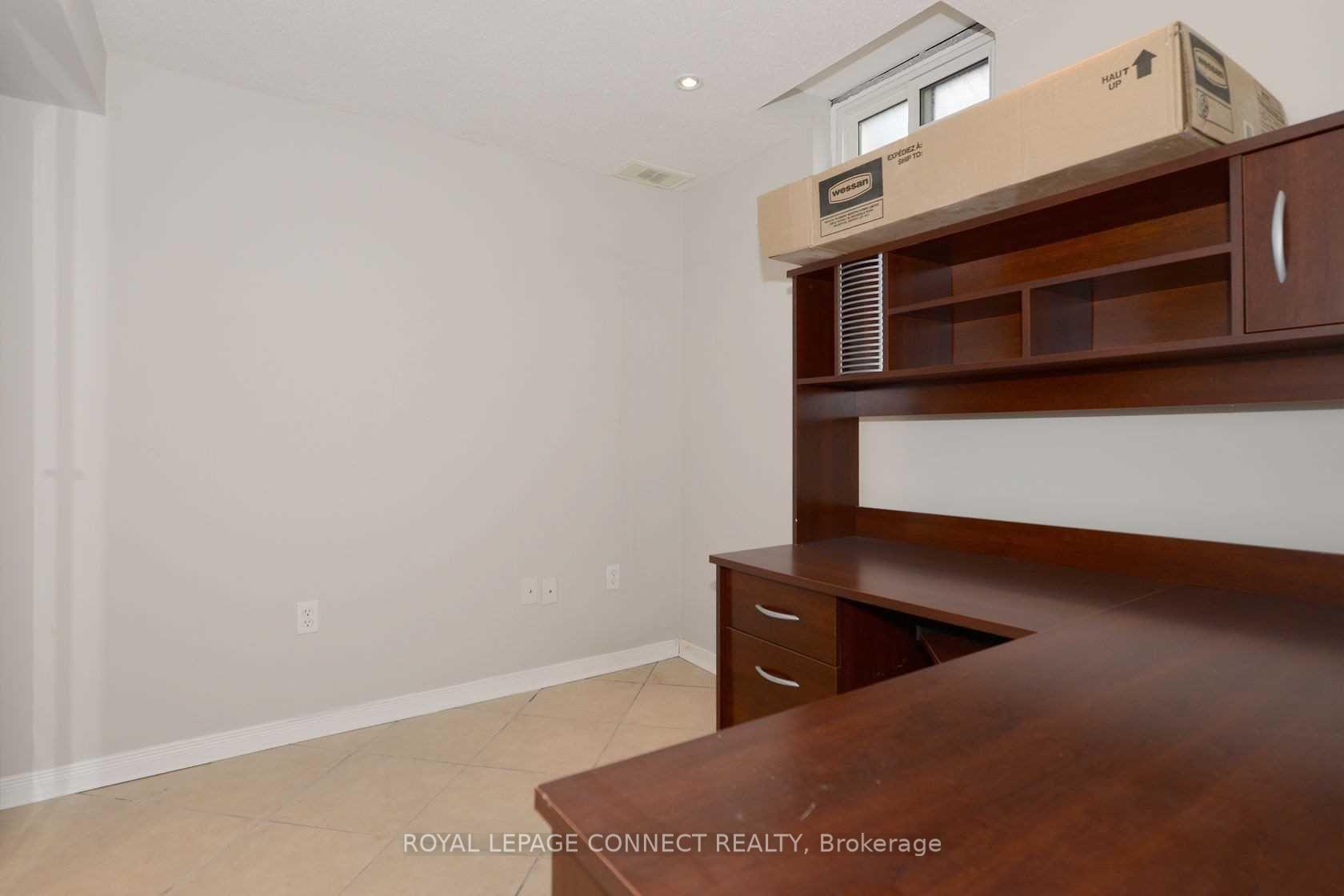 Photo 13 of 28 Dunoon Drive, Vaughan, Maple — HOMEH