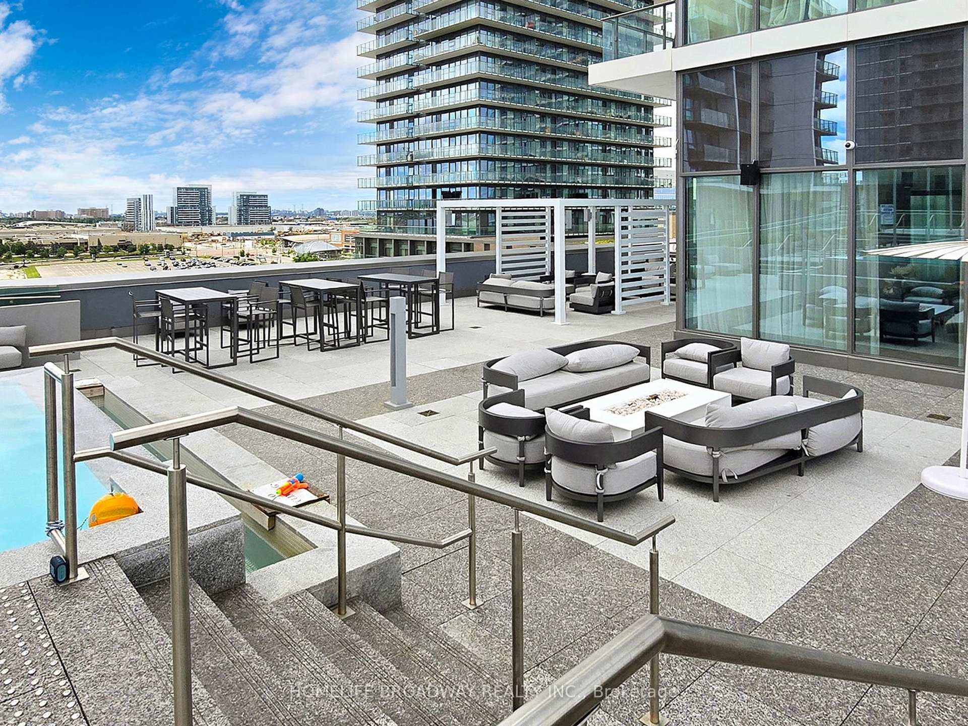 Photo 49 of Unit 4809, 7890 Jane Street, Vaughan, Vaughan Corporate Centre — HOMEH
