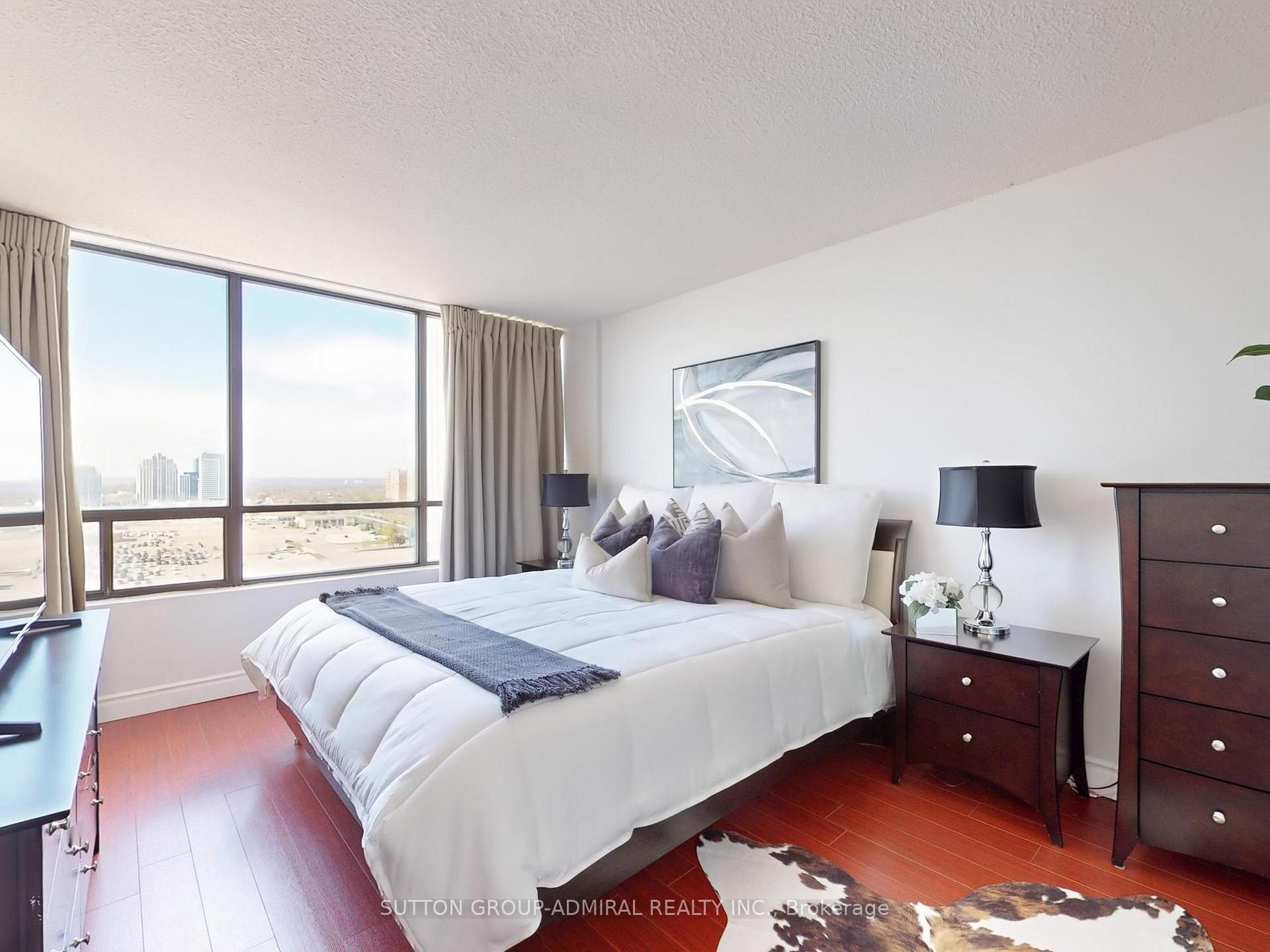 Photo 9 of Unit Ph02, 7420 Bathurst Street, Vaughan, Brownridge — HOMEH