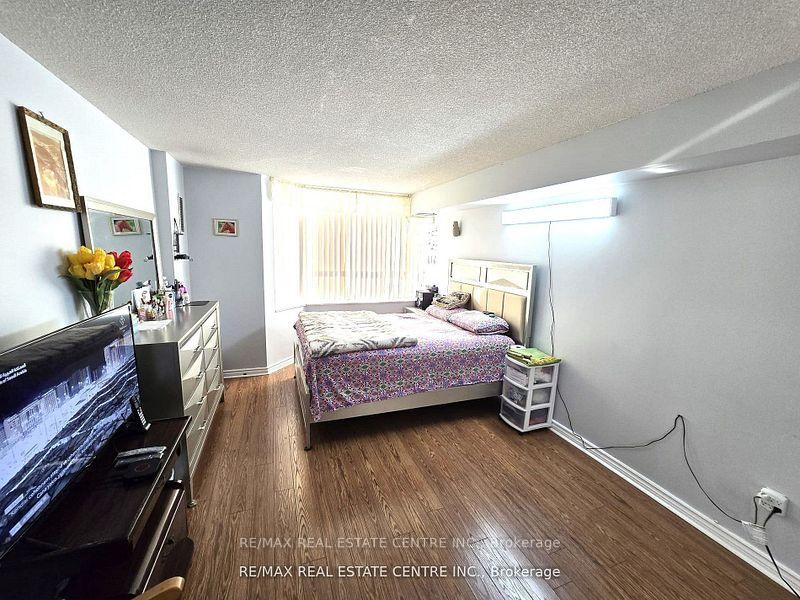 Photo 15 of Unit 303, 30 Malta Avenue, Brampton, Fletcher's Creek South — HOMEH
