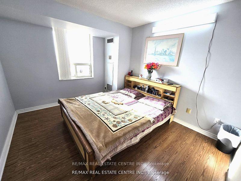 Photo 12 of Unit 303, 30 Malta Avenue, Brampton, Fletcher's Creek South — HOMEH