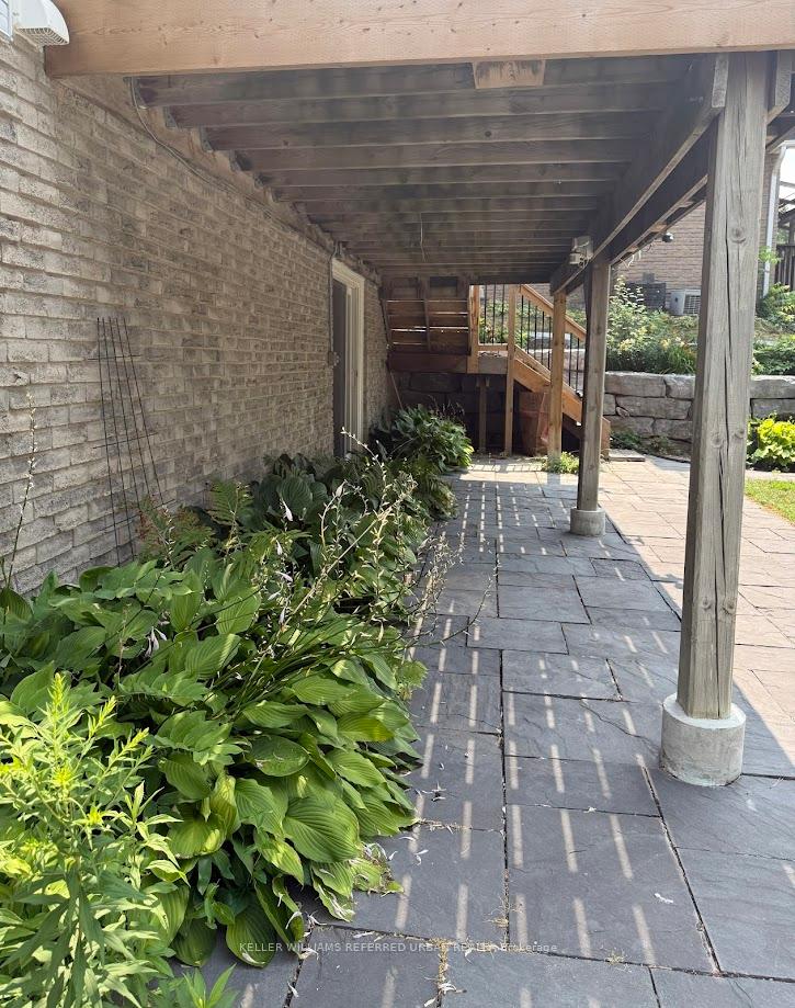 Photo 2 of Unit Bsmt, 26 Donnamora Crescent, Markham, German Mills — HOMEH