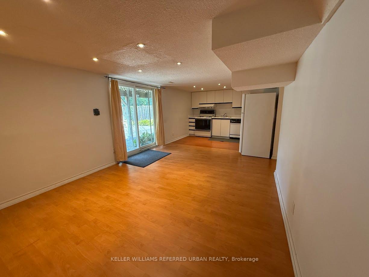Photo 9 of Unit Bsmt, 26 Donnamora Crescent, Markham, German Mills — HOMEH