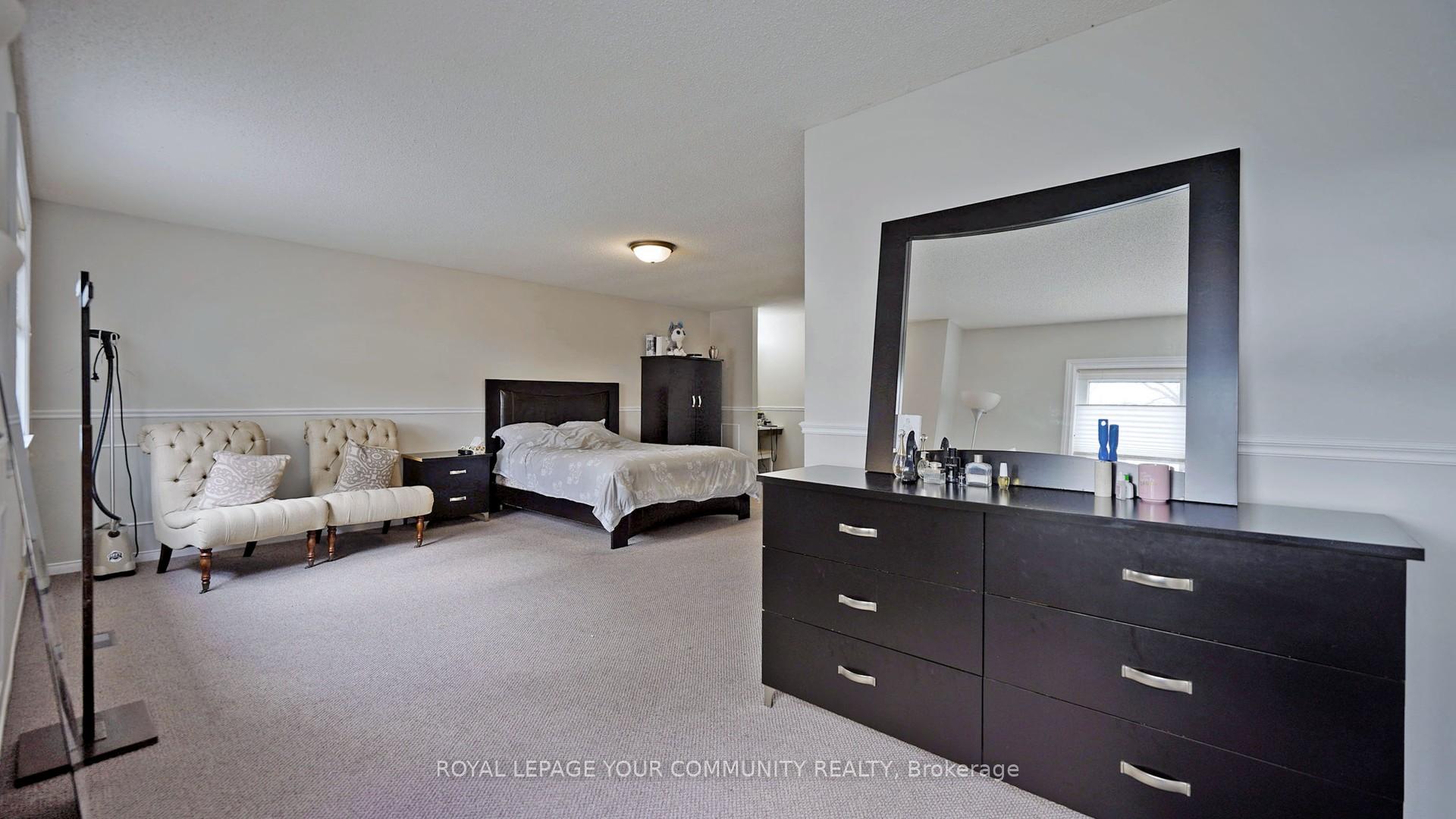 Photo 39 of 100 Delayne Drive, Aurora, Aurora Heights — HOMEH